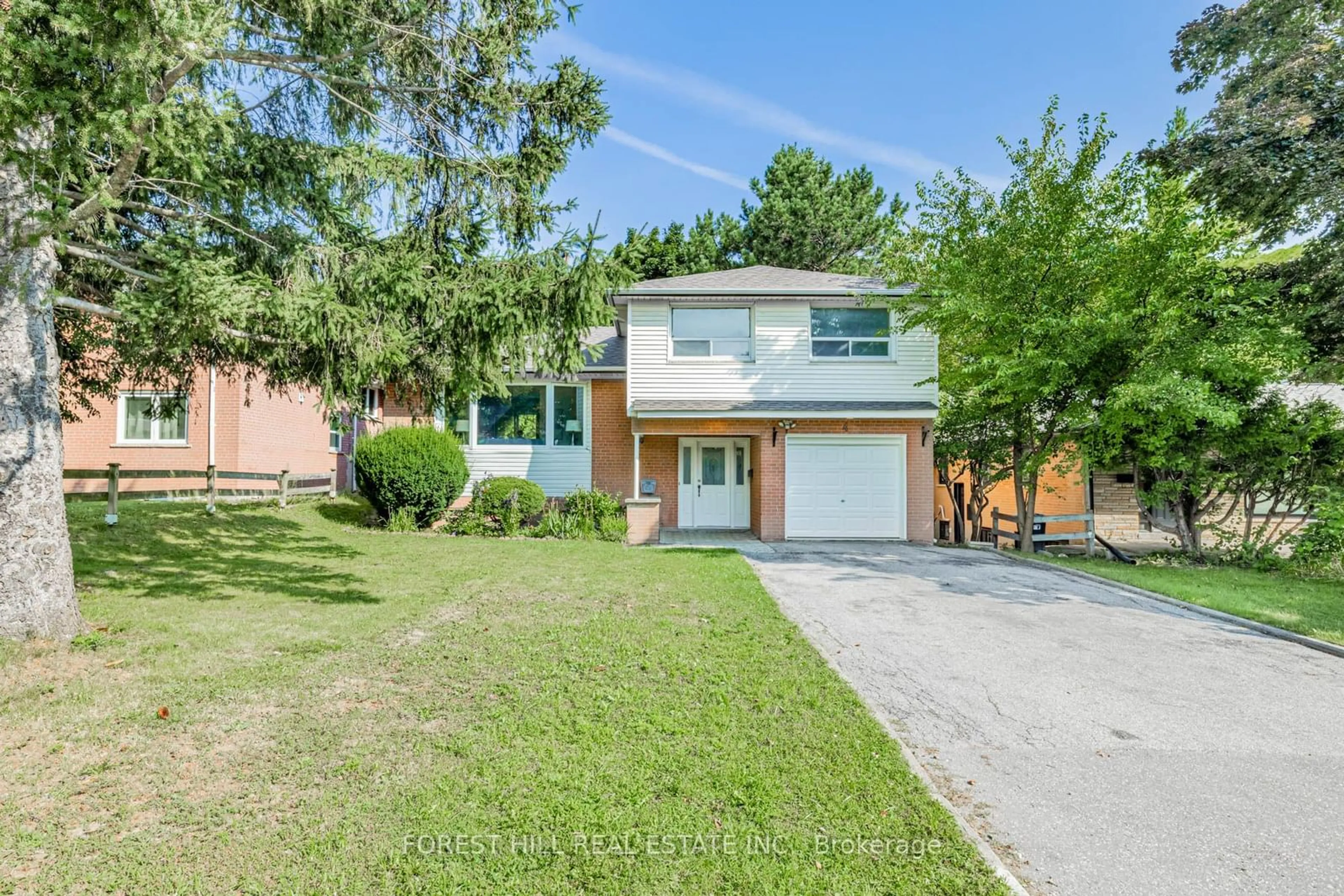 Frontside or backside of a home for 4 Dalmeny Rd, Markham Ontario L3T 1L9