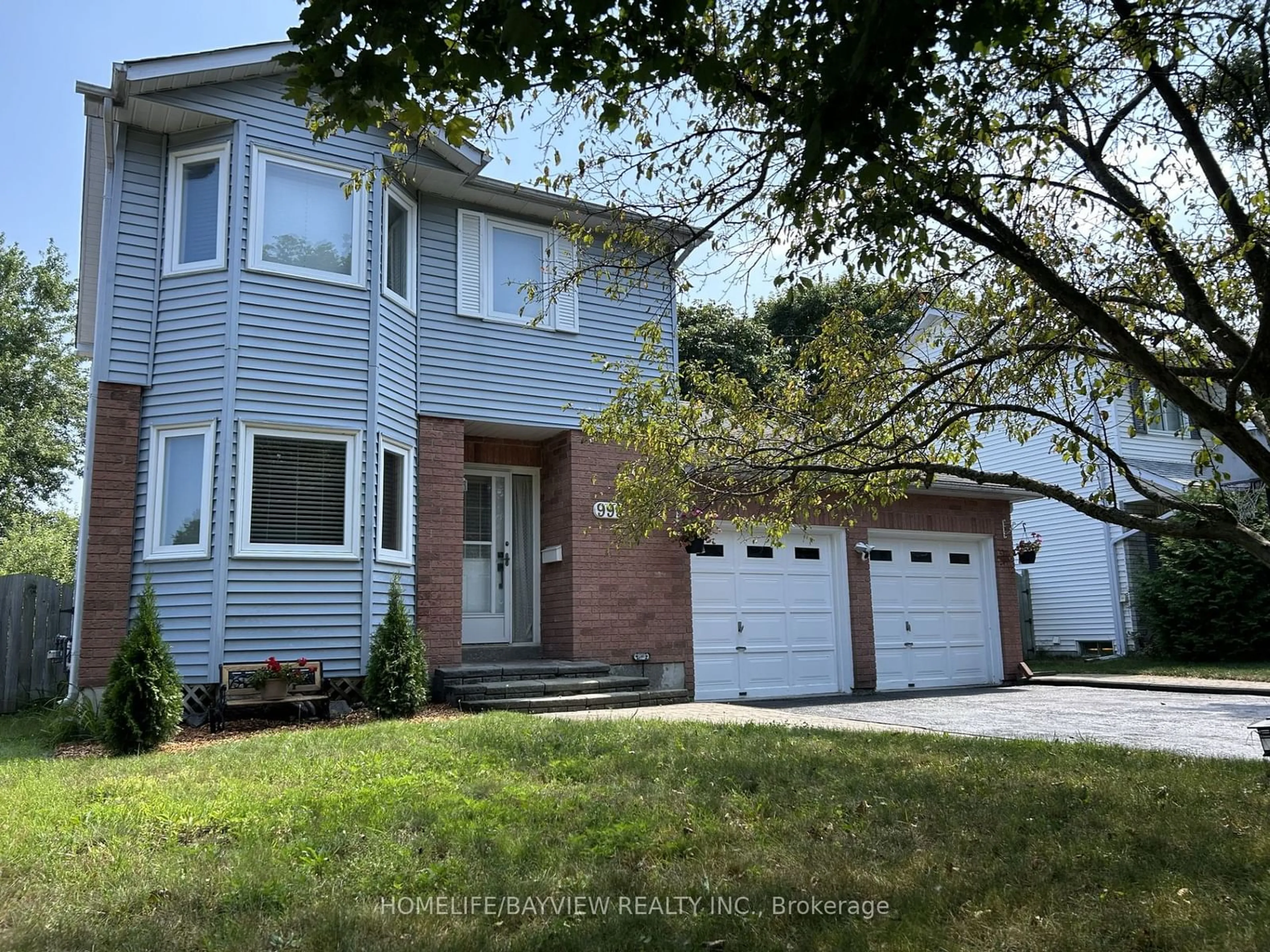 Frontside or backside of a home, the street view for 999 ANNA MARIA Ave, Innisfil Ontario L9S 1V5