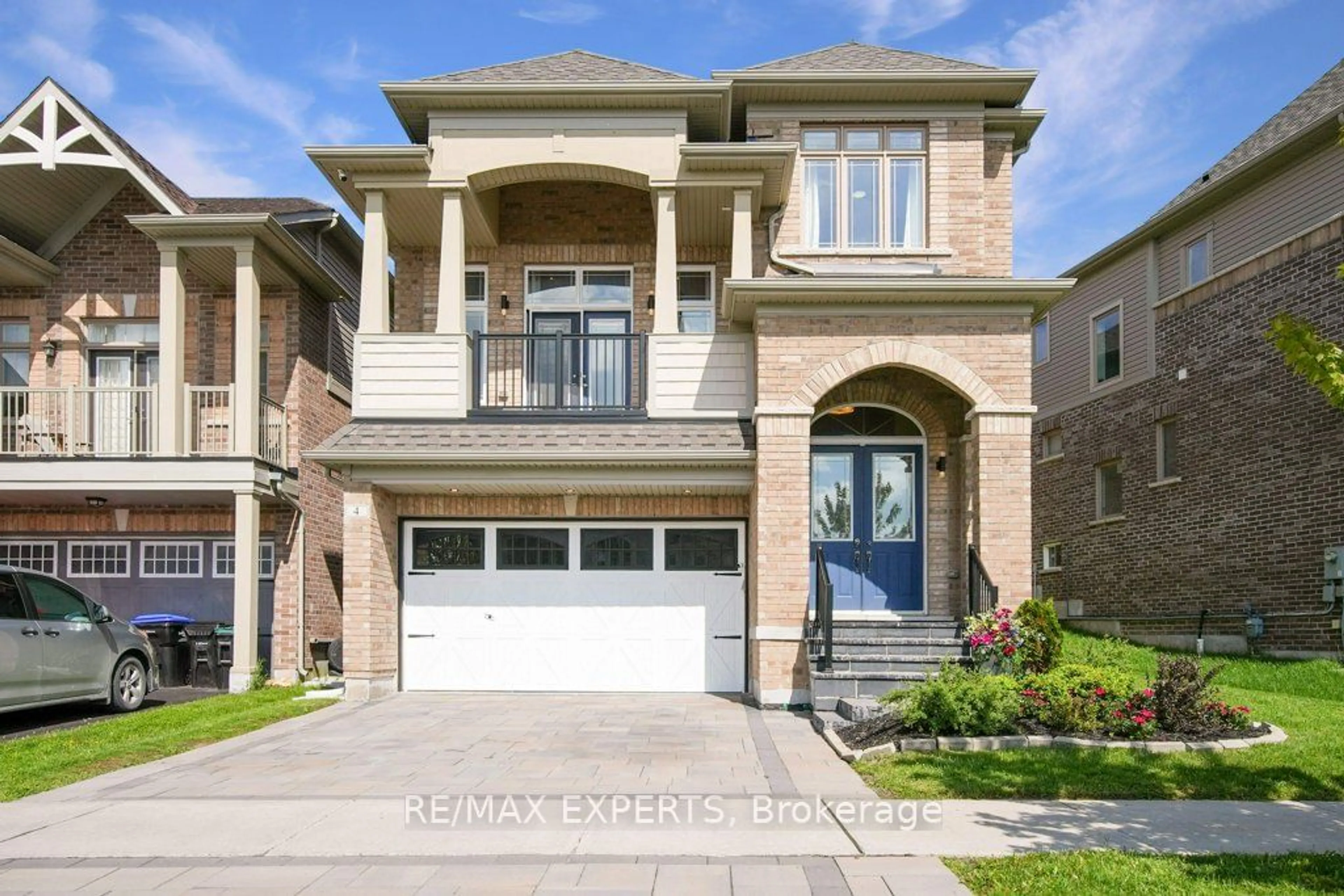 Frontside or backside of a home, the street view for 4 Bell Ave, New Tecumseth Ontario L9R 0N6