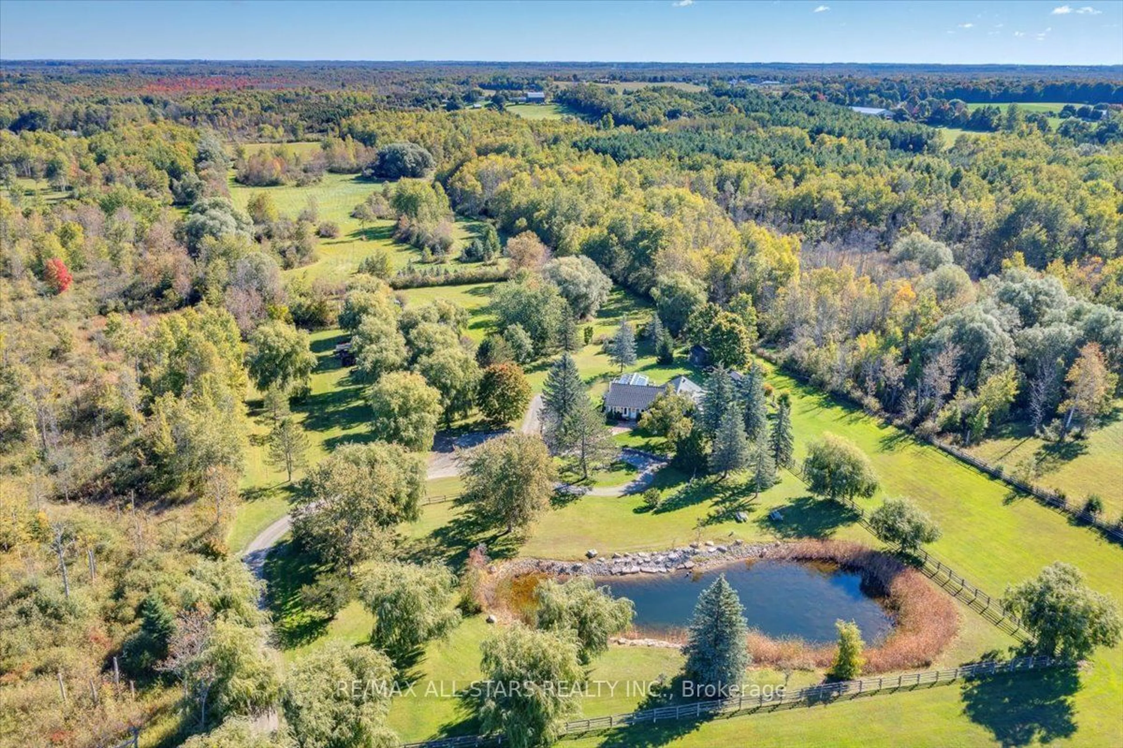 A pic from exterior of the house or condo, the view of lake or river for 24185 Kennedy Rd, Georgina Ontario L0E 1R0