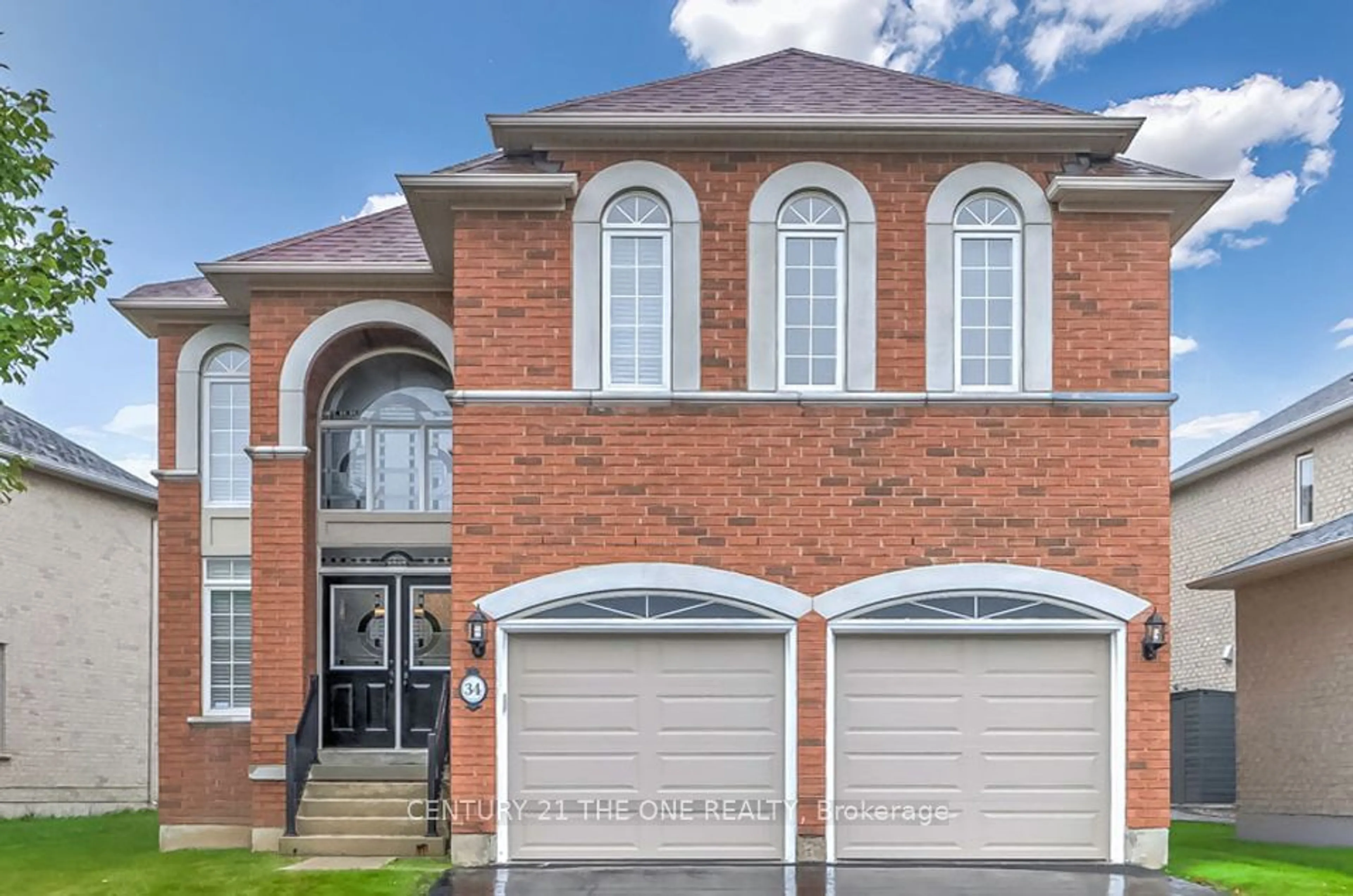 Home with brick exterior material for 34 Wicker Dr, Richmond Hill Ontario L4E 4T6