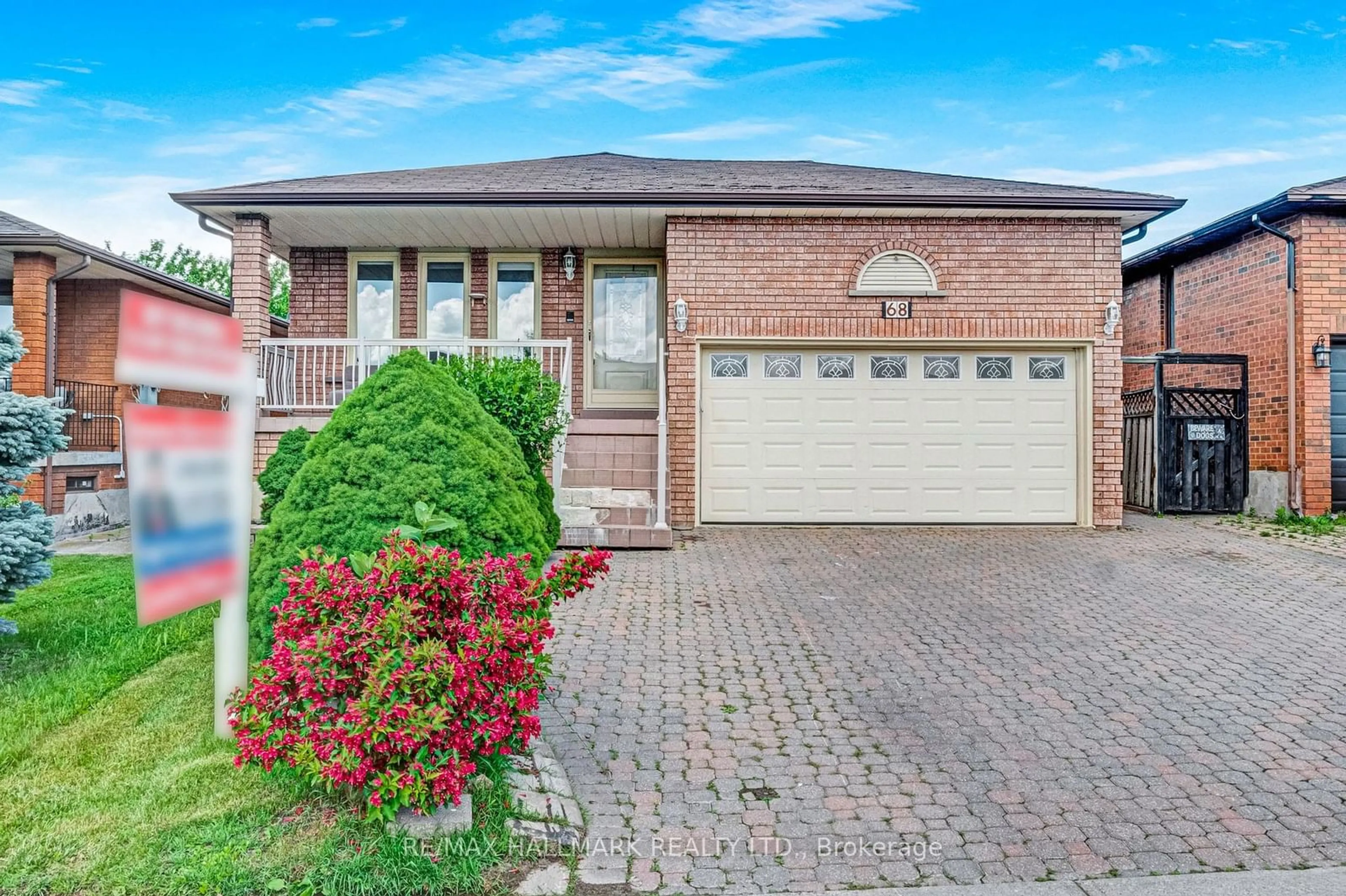 Home with brick exterior material for 68 Marieta St, Vaughan Ontario L4L 7T1