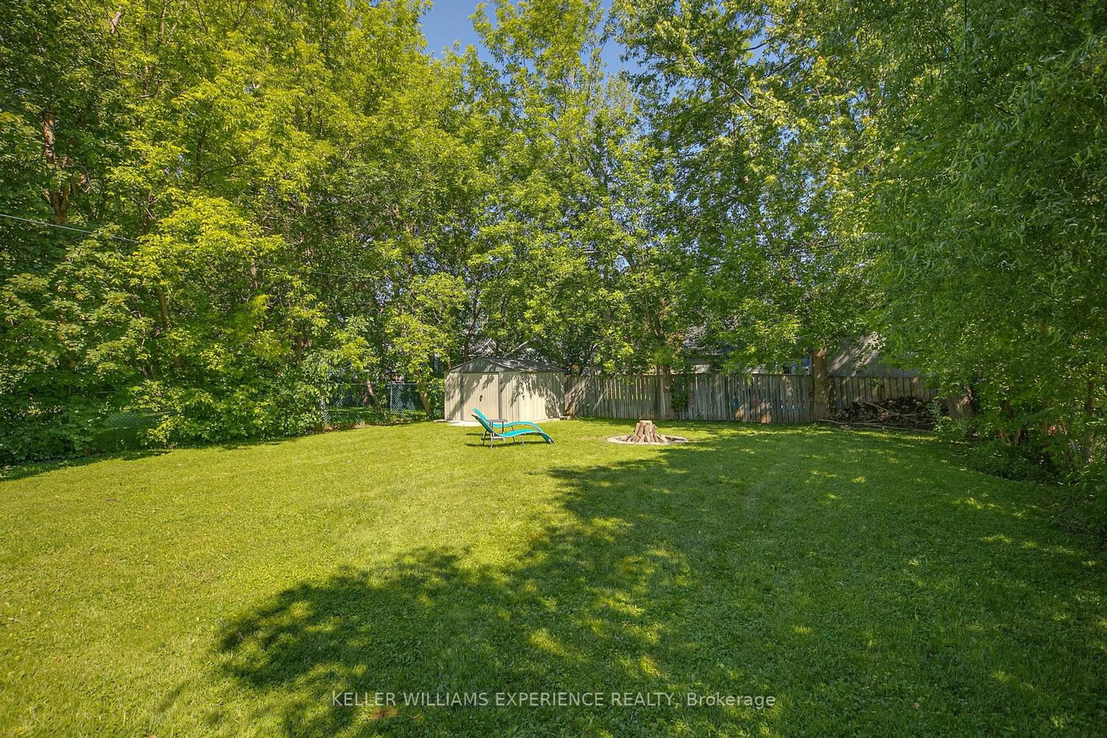 Patio, the fenced backyard for 254 Parkway Ave, Georgina Ontario L4P 2V9