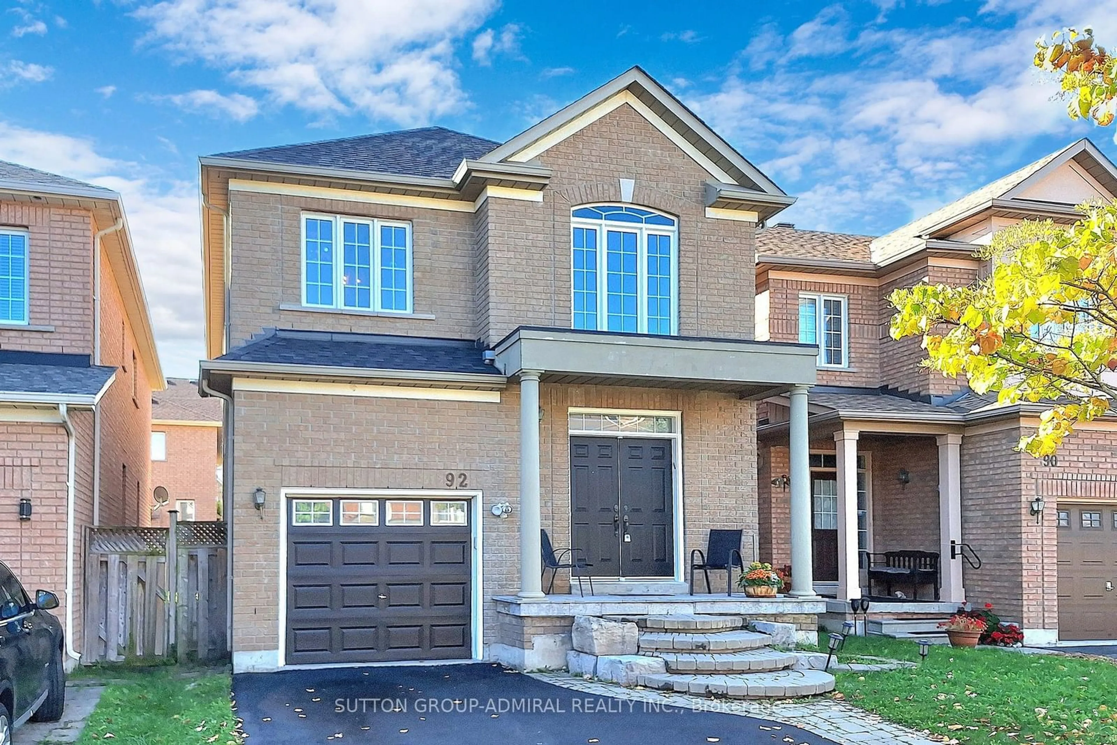 Home with brick exterior material for 92 Bentwood Cres, Vaughan Ontario L4J 8R4