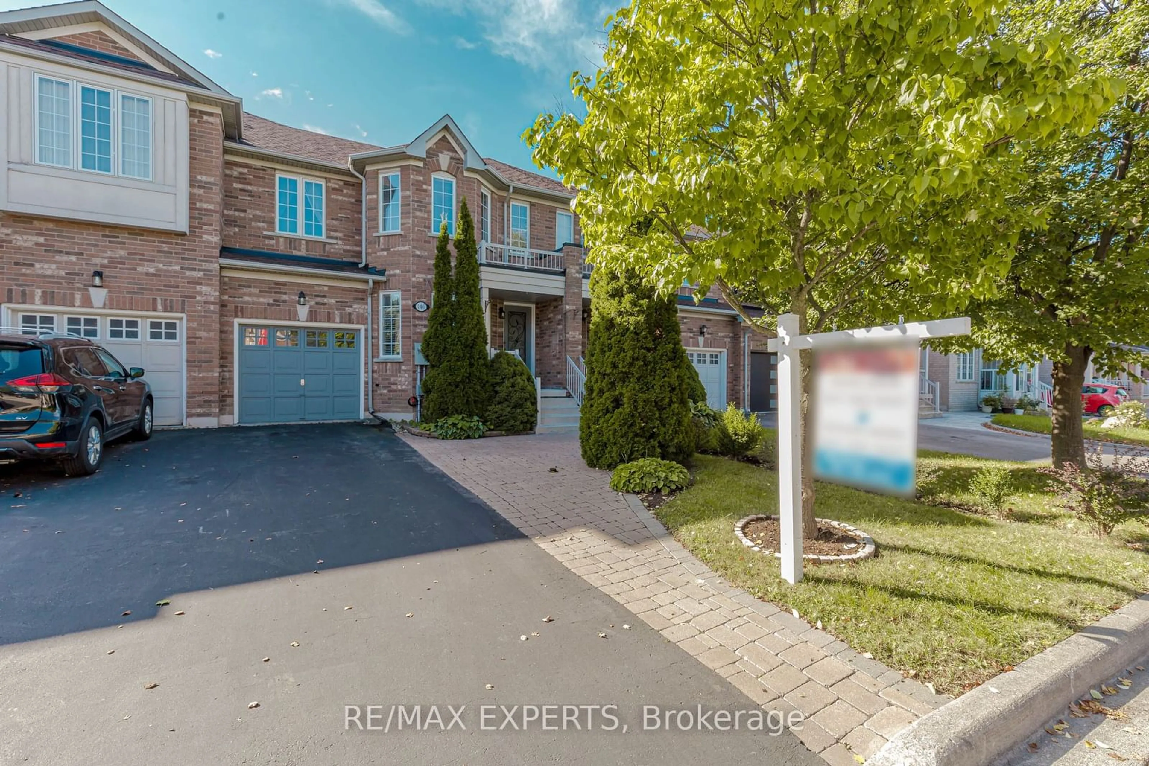 A pic from exterior of the house or condo for 146 Laurelhurst Cres, Vaughan Ontario L4H 2M7