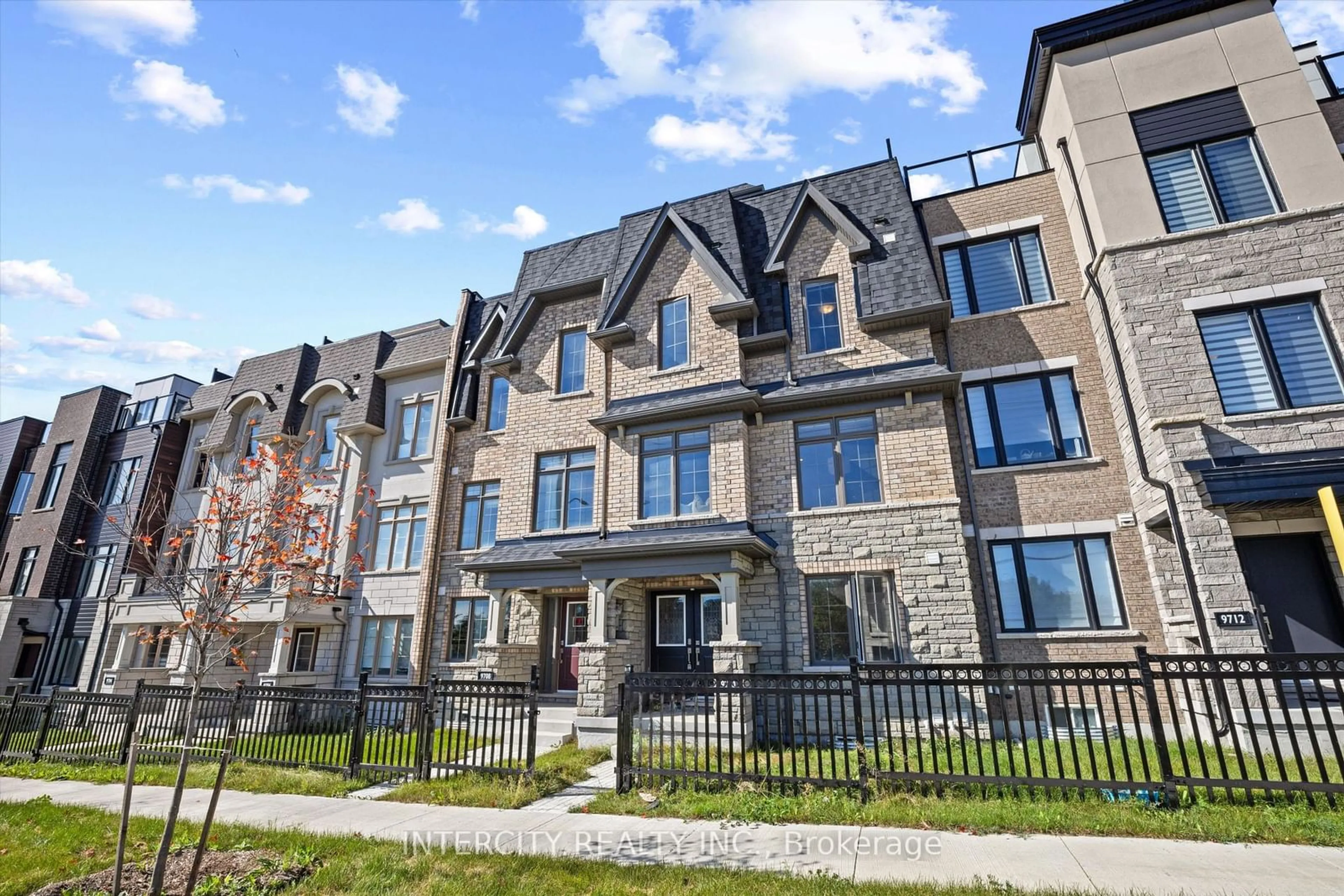 A pic from exterior of the house or condo for 9710 Kennedy Rd, Markham Ontario L6C 3J8