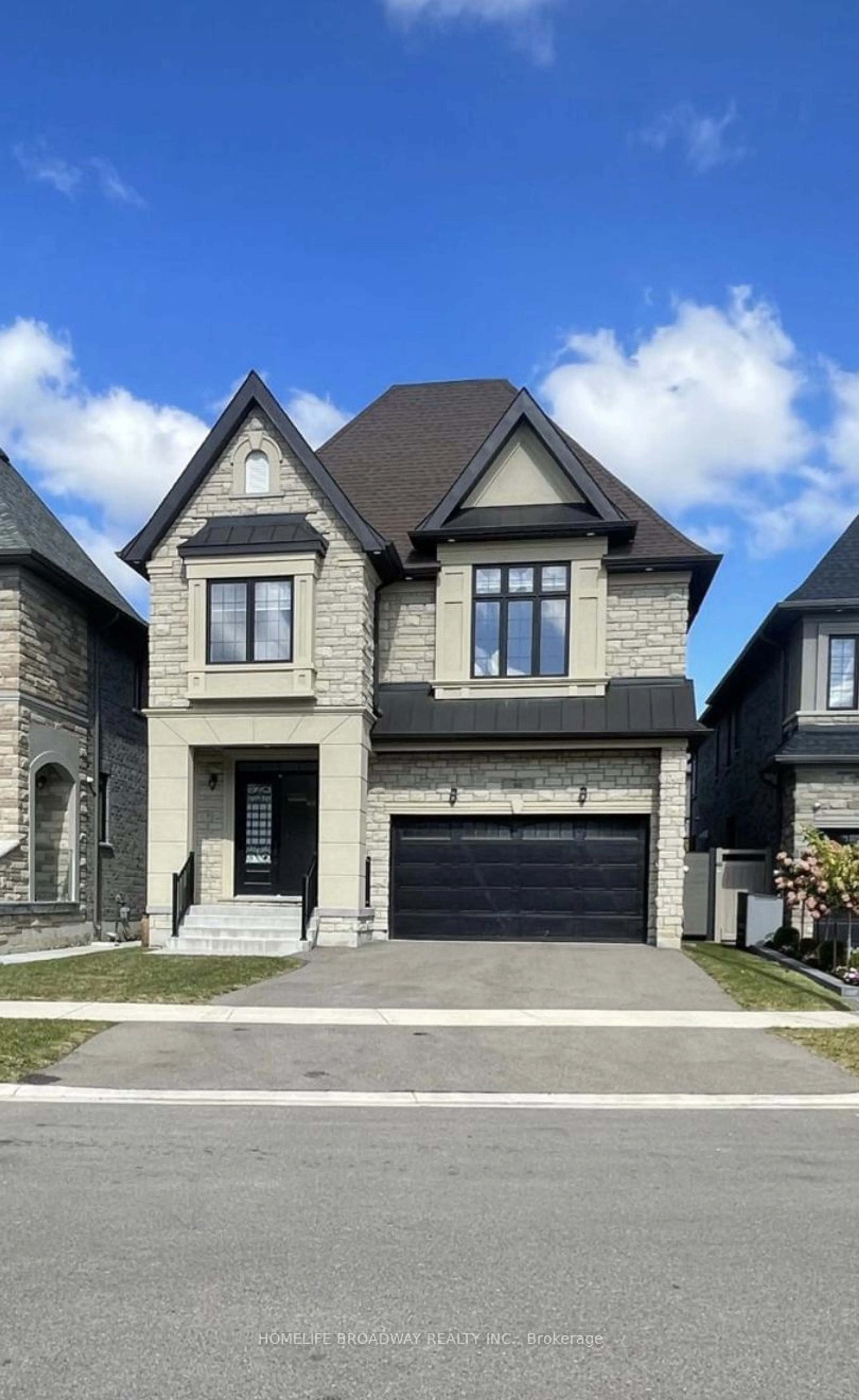 Home with brick exterior material for 98 Marbrook St, Richmond Hill Ontario L4C 0Y8