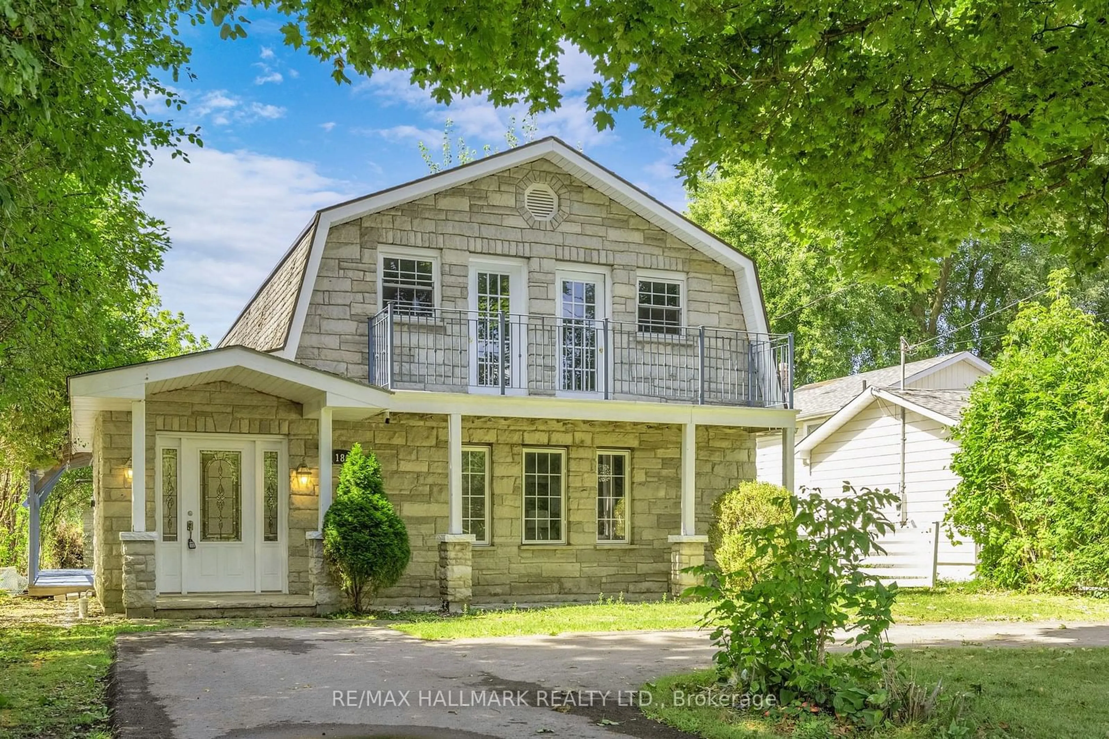 Frontside or backside of a home, cottage for 180 Olde Bayview Ave, Richmond Hill Ontario L4E 3C6