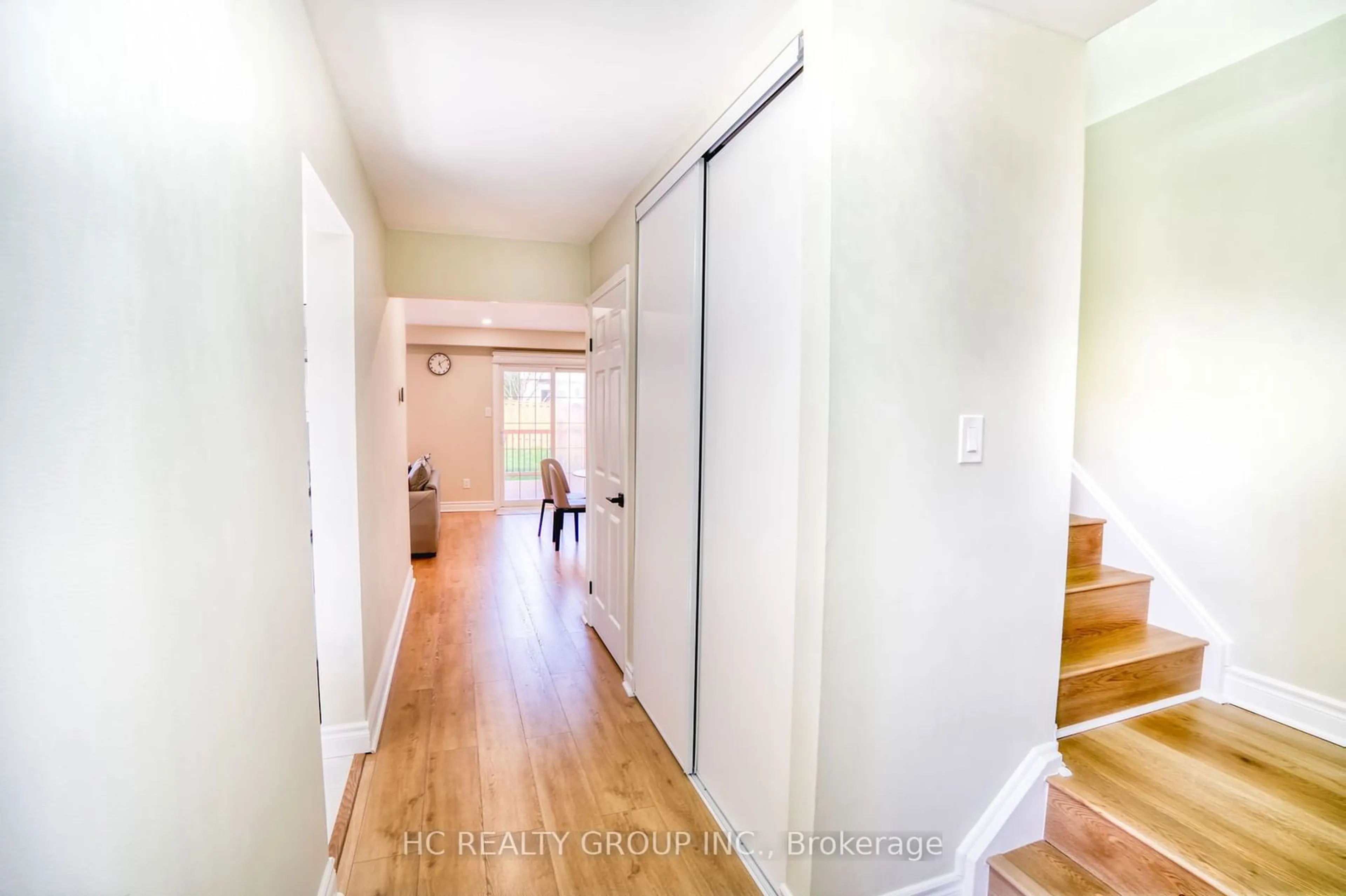 Indoor entryway, wood floors for 87 Lund St, Richmond Hill Ontario L4C 5V3