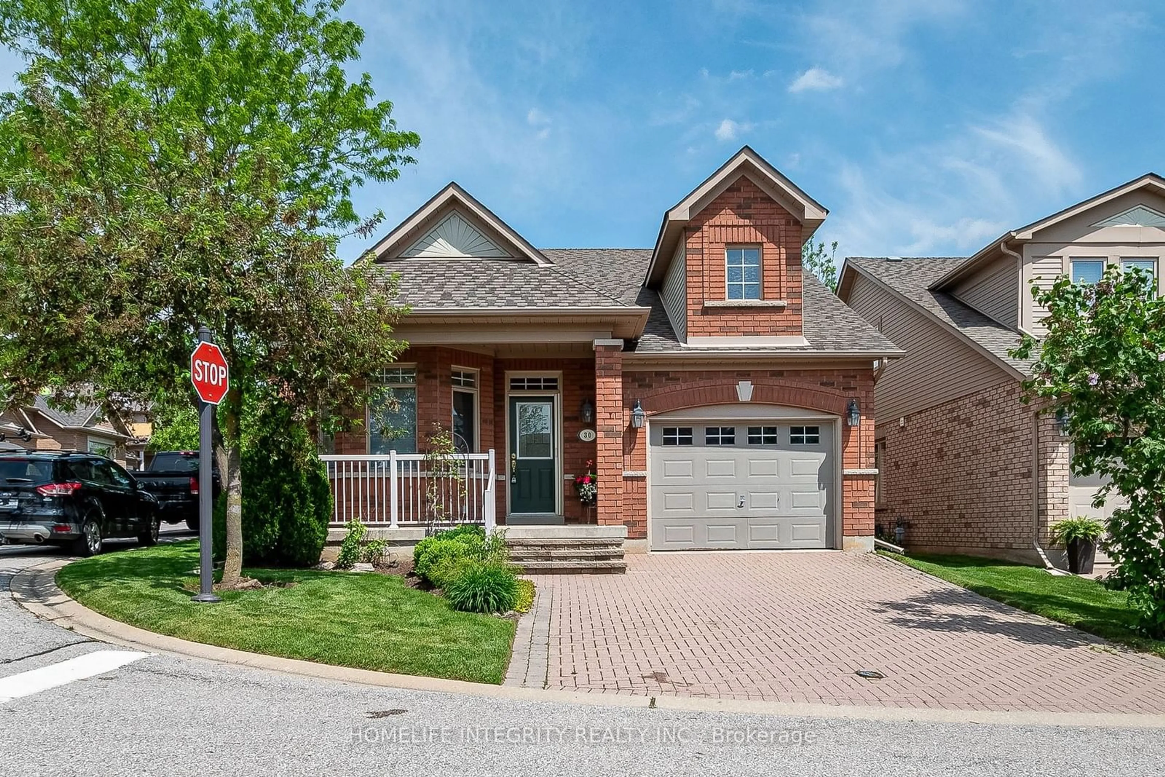 Home with brick exterior material for 30 Montebello Terr #30, New Tecumseth Ontario L9R 2H3