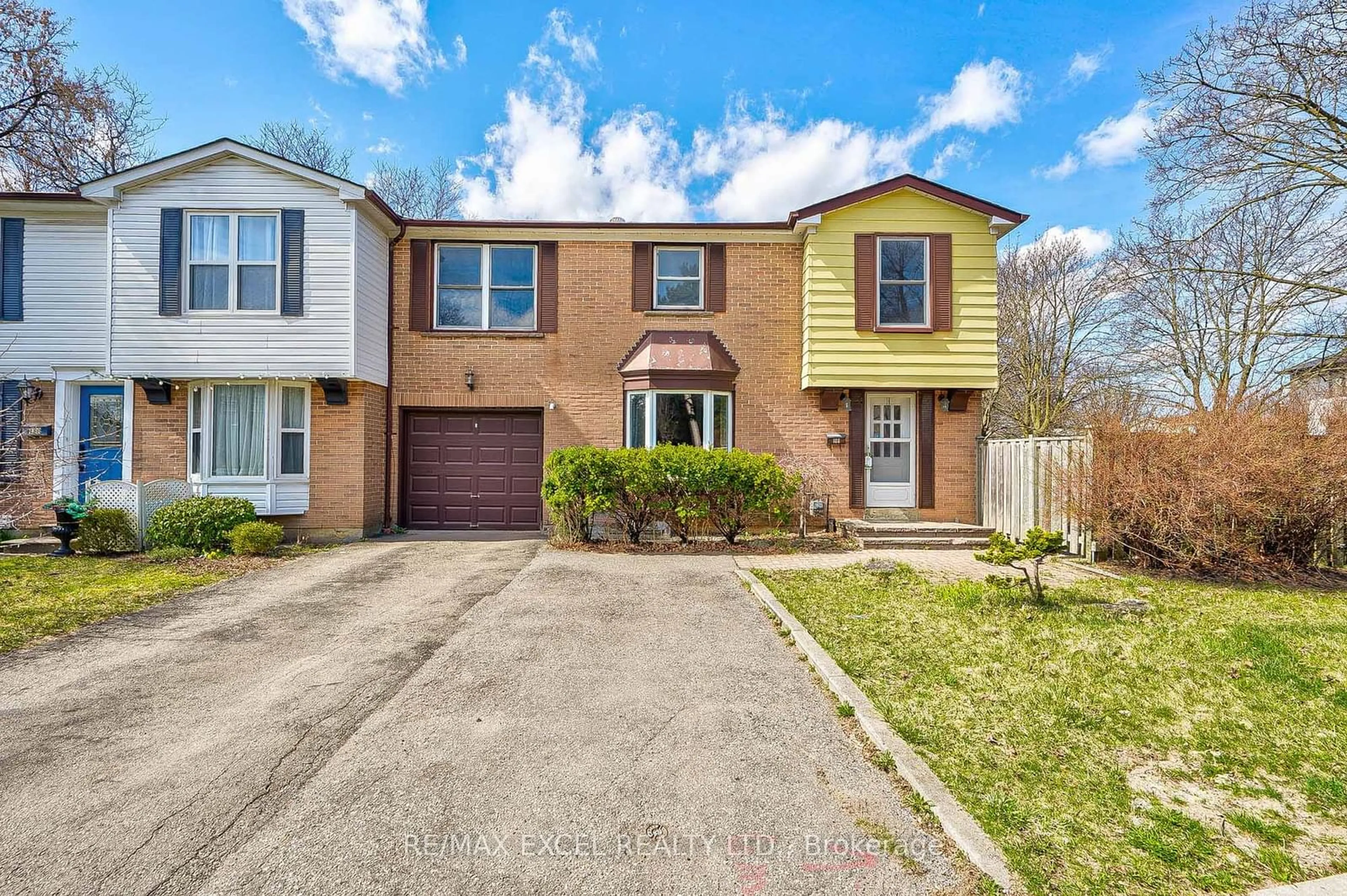 Frontside or backside of a home for 188 Springhead Gdns, Richmond Hill Ontario L4C 5C6