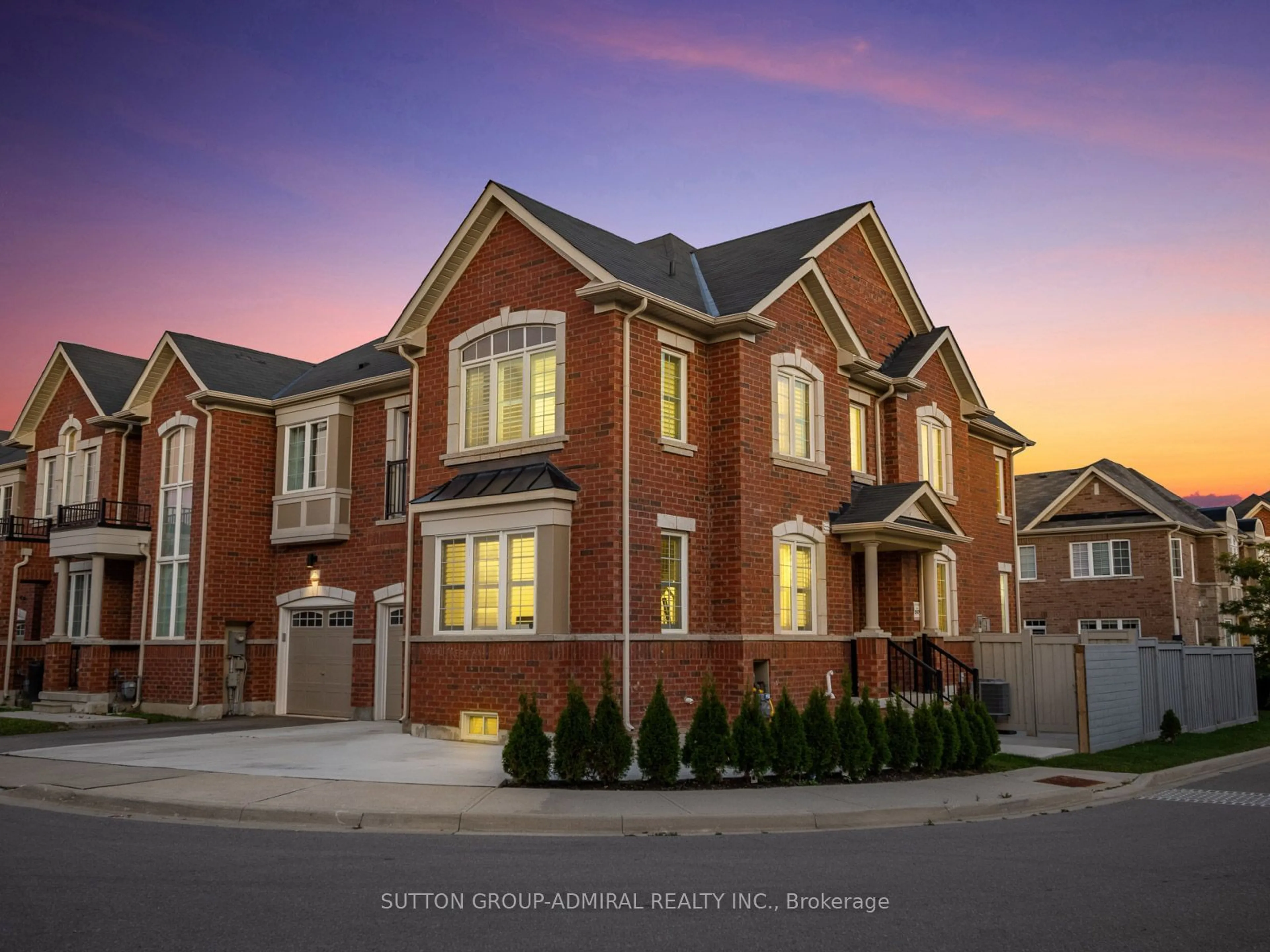 Home with brick exterior material for 1 Harcourt St, Vaughan Ontario L6A 4Y4