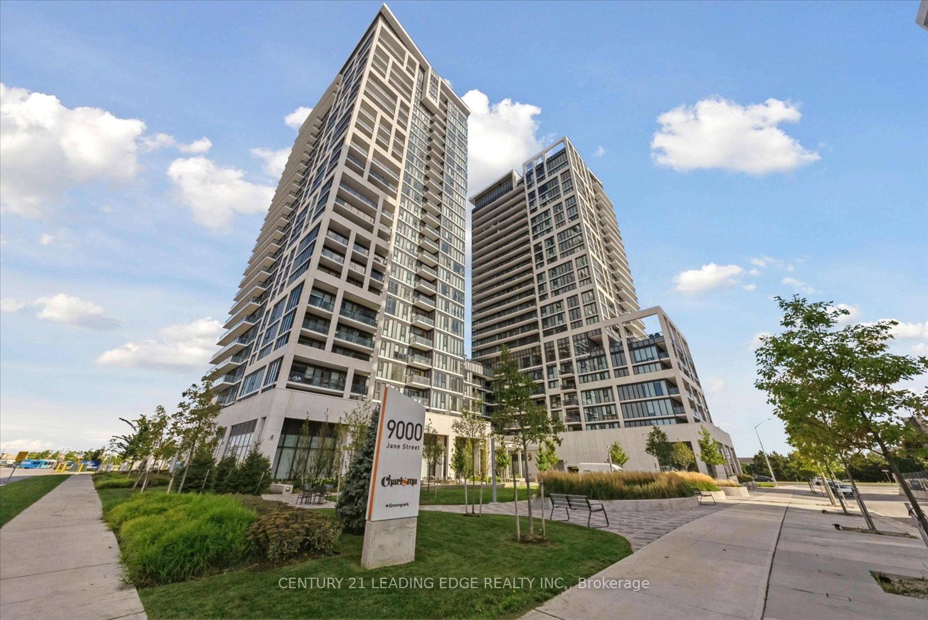 A pic from exterior of the house or condo for 9000 Jane St #216, Vaughan Ontario L4K 0M6