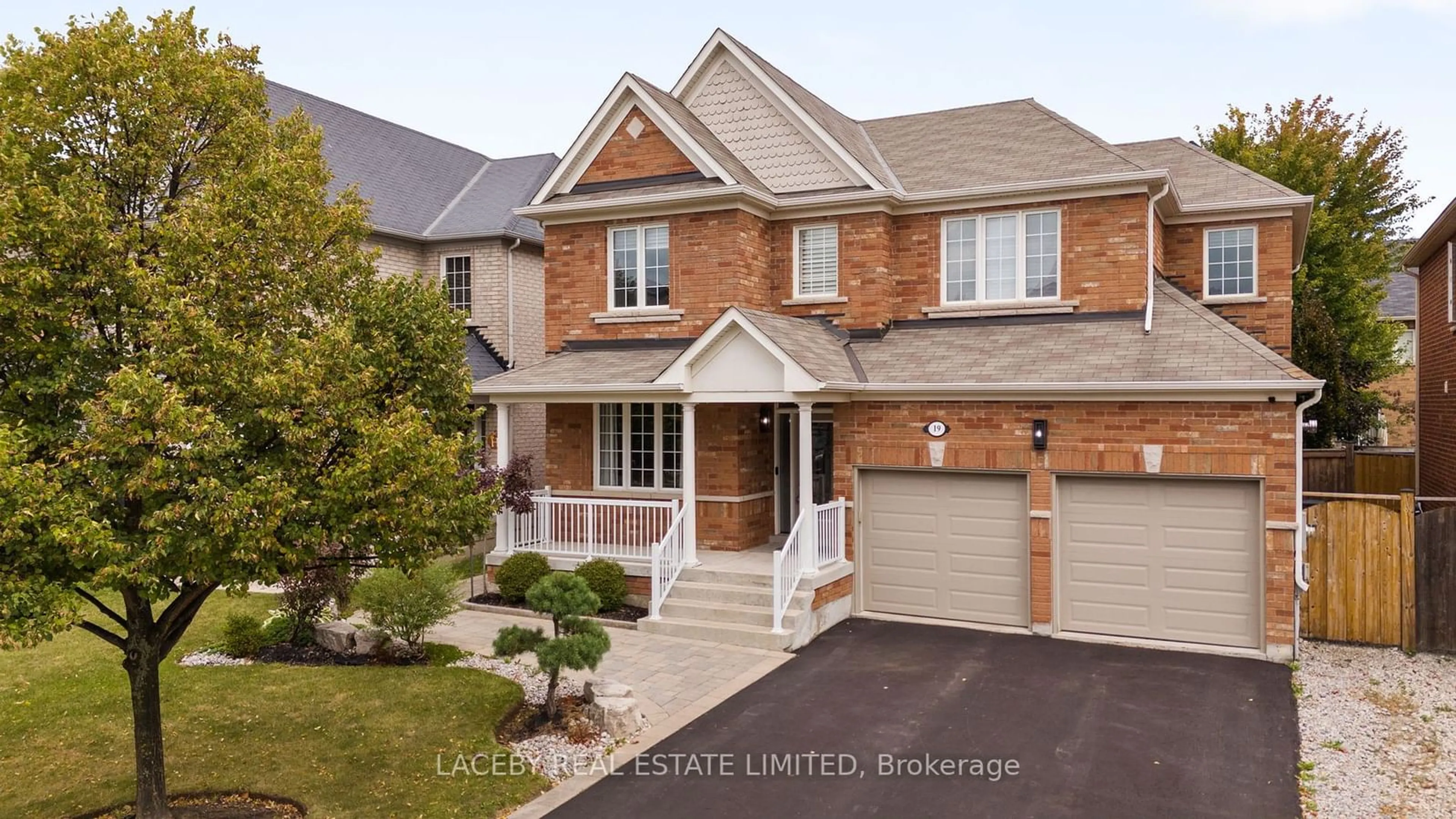 Home with brick exterior material for 19 McCann Cres, Bradford West Gwillimbury Ontario L3Z 0G6