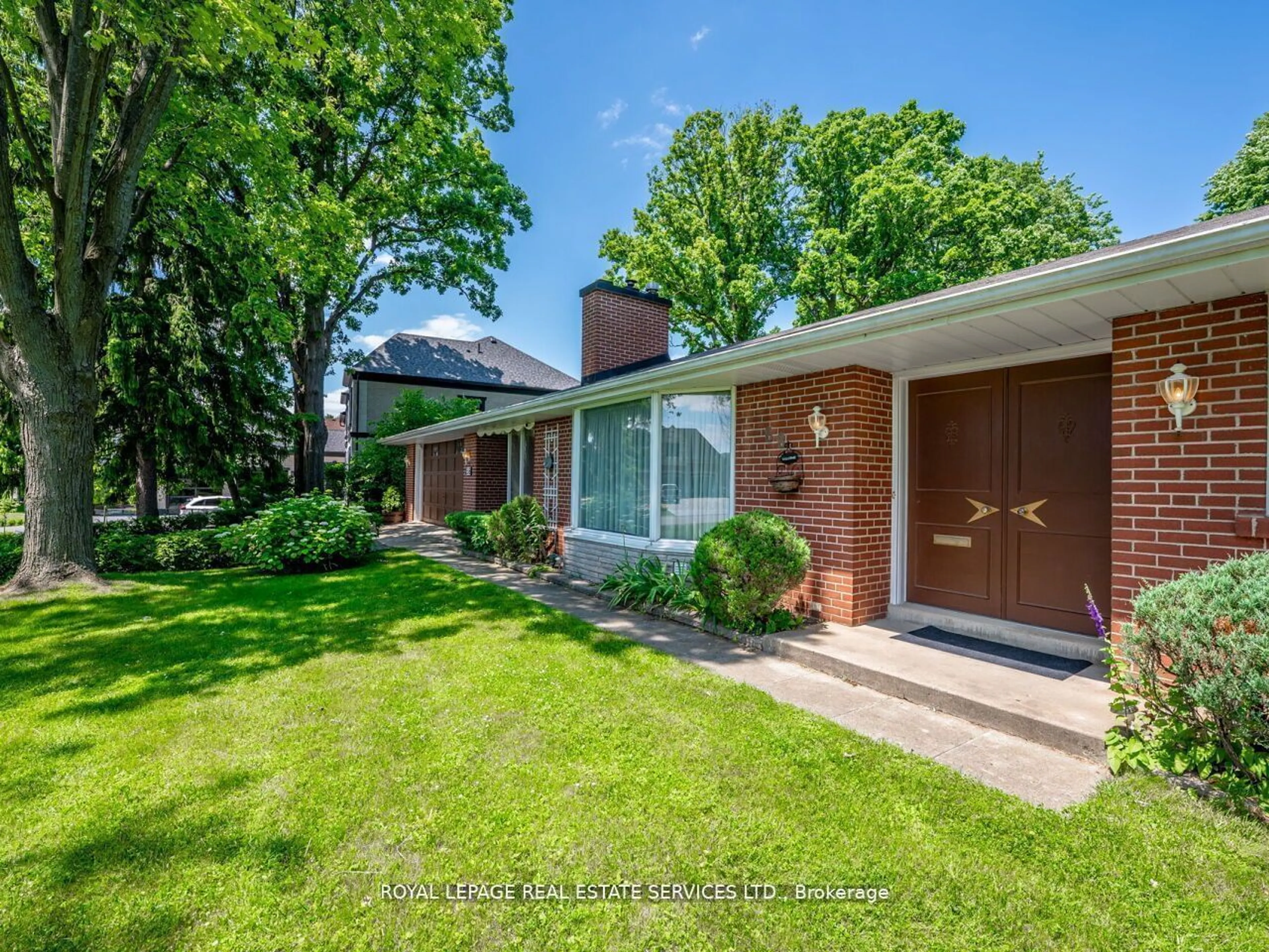 Home with brick exterior material for 58 Sylvadene Pkwy, Vaughan Ontario L4L 2M6