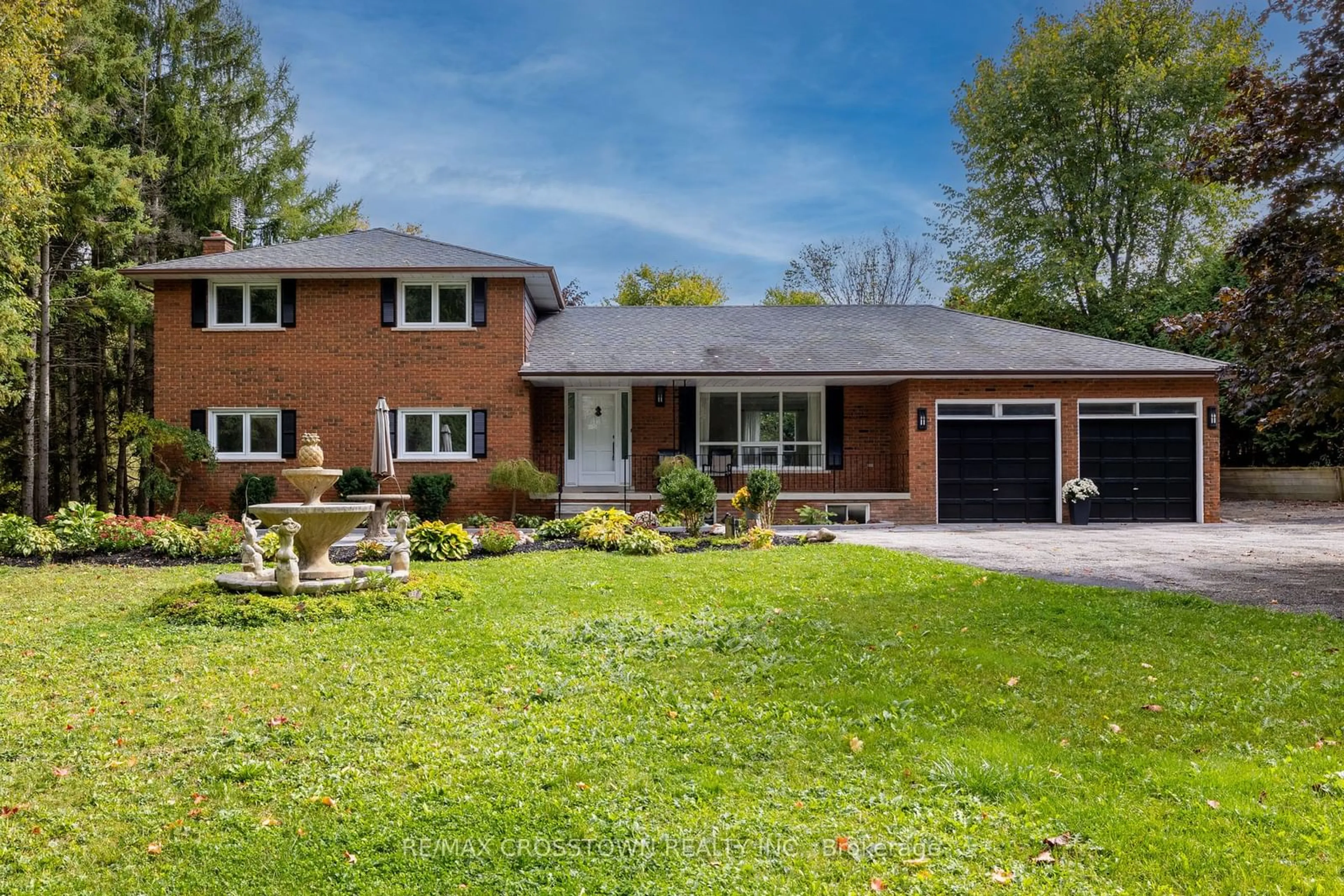 Home with brick exterior material for 4175 5th Sdrd, Bradford West Gwillimbury Ontario L0L 1L0