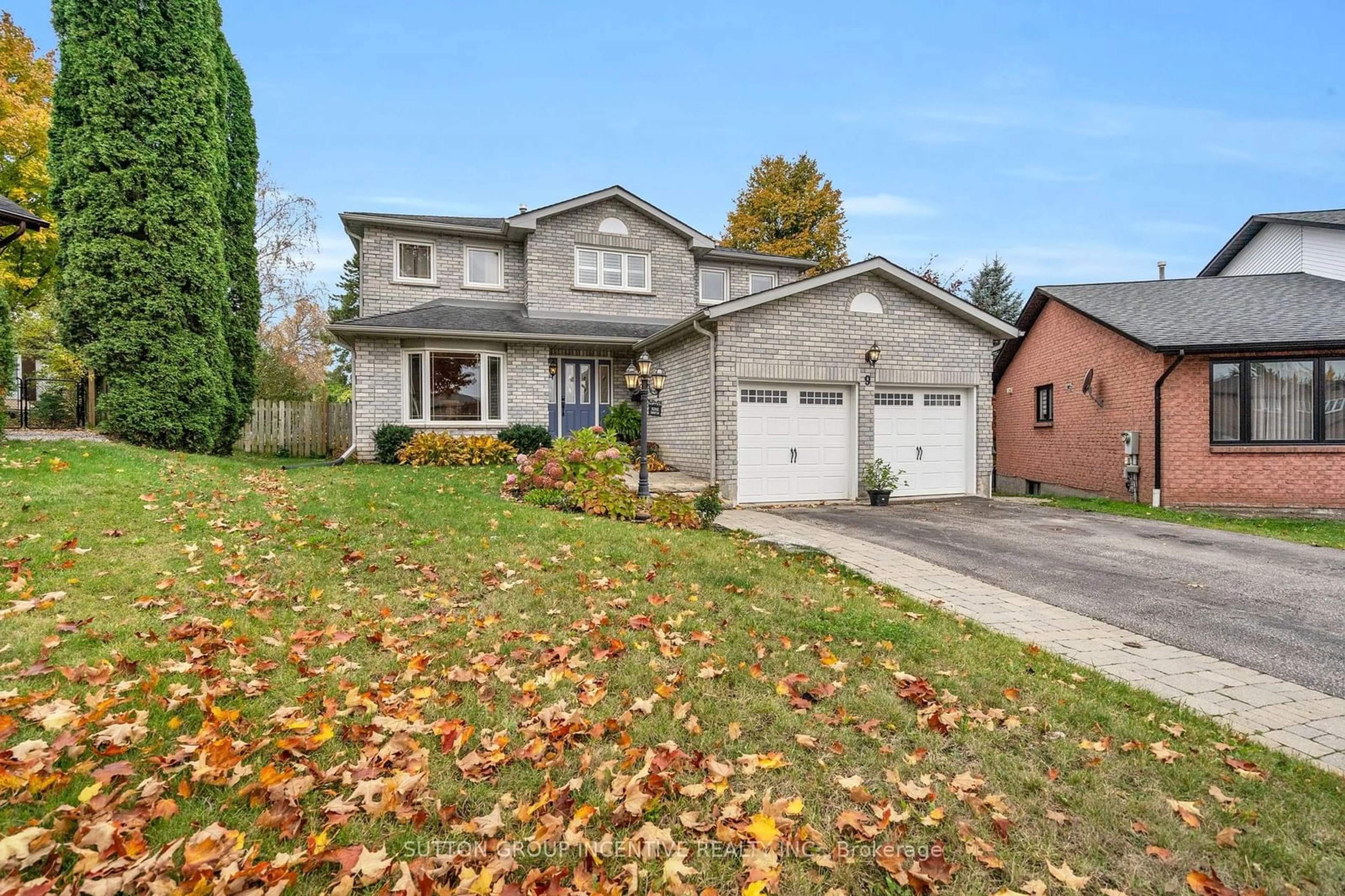 Frontside or backside of a home for 9 Tower Crt, Bradford West Gwillimbury Ontario L3Z 2V2