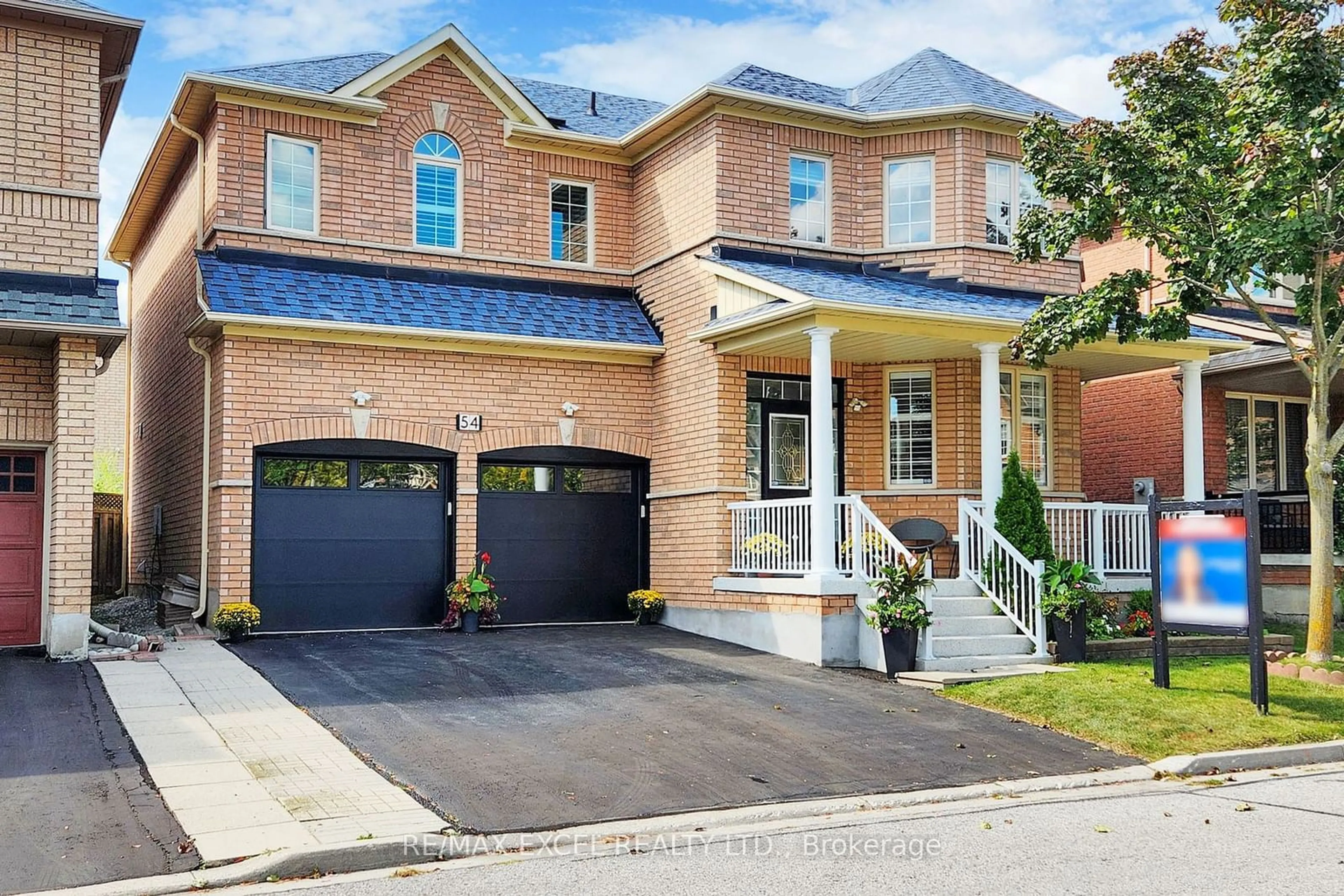 Home with brick exterior material for 54 Willow Heights Blvd, Markham Ontario L6C 2Z5