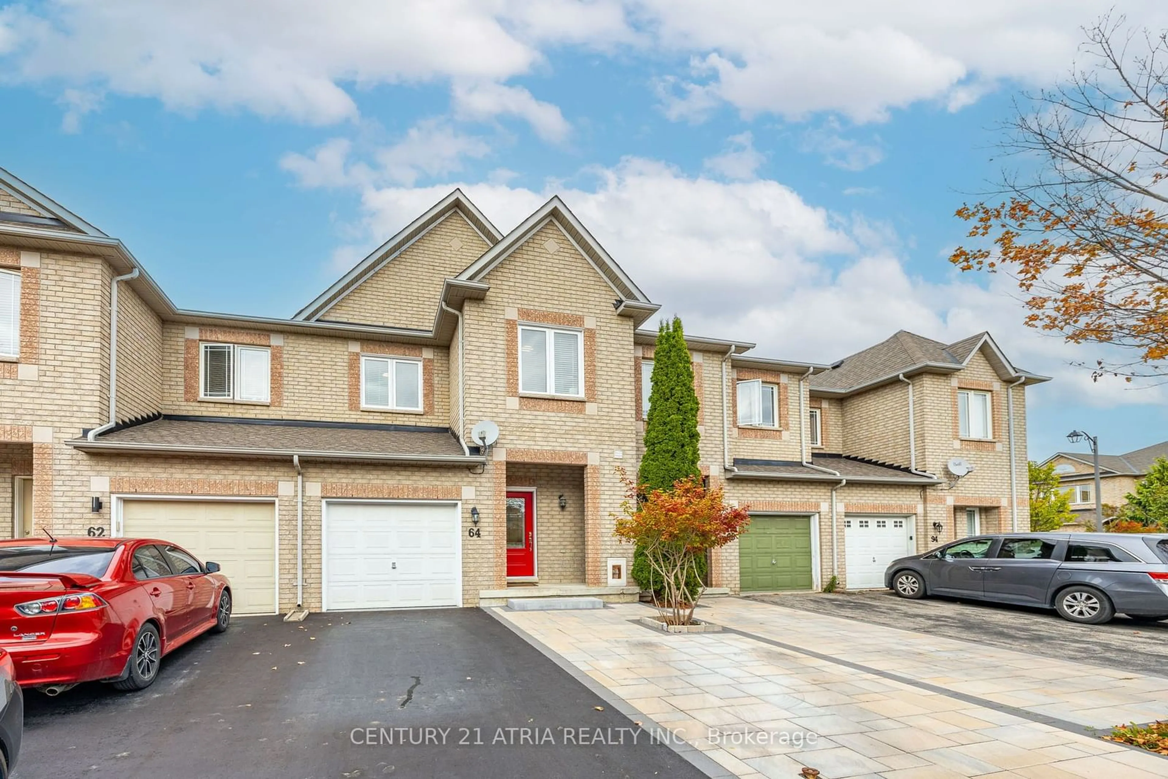 A pic from exterior of the house or condo, the street view for 64 Bilbrough St, Aurora Ontario L4G 7W4