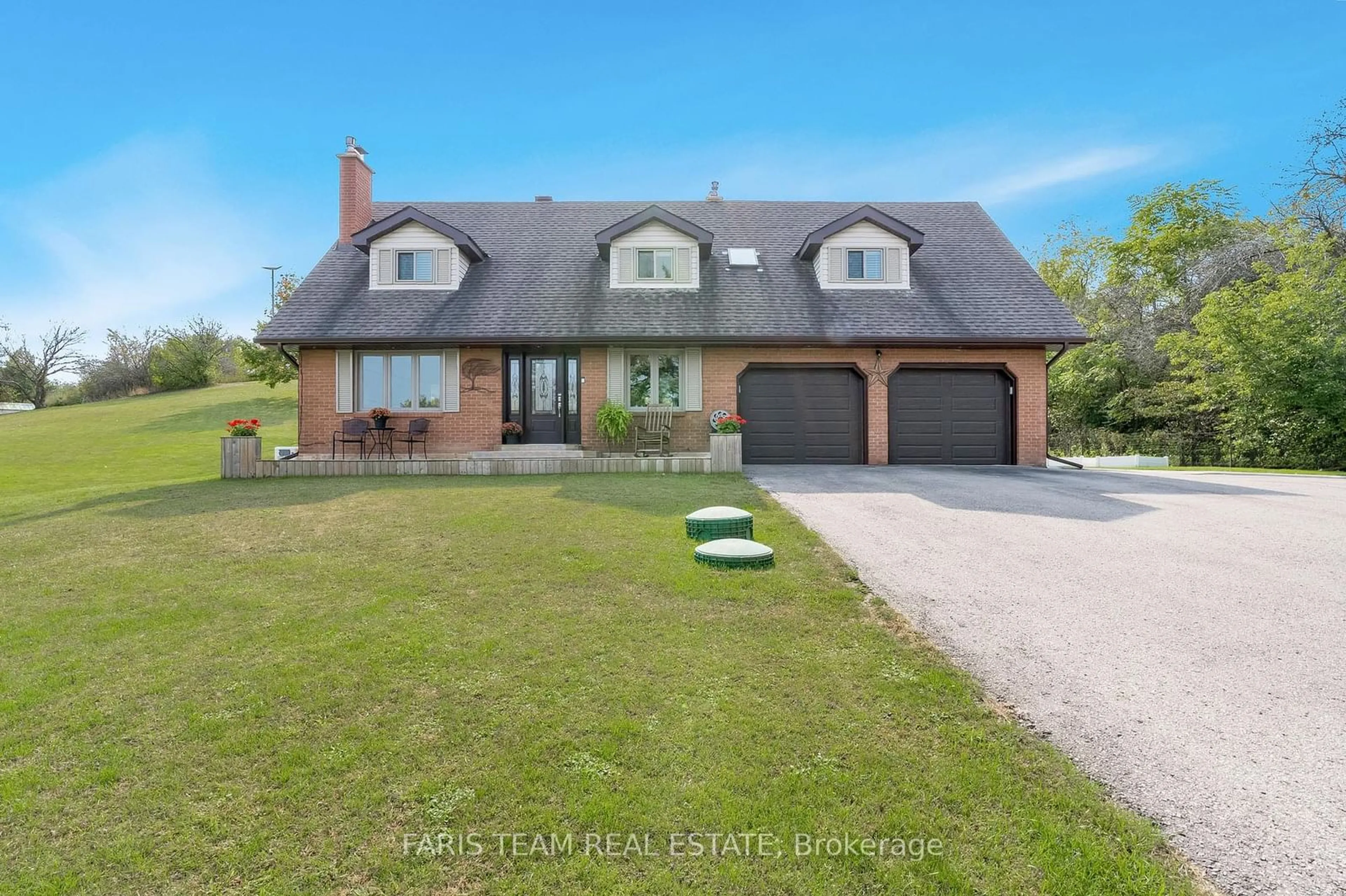 Frontside or backside of a home, cottage for 5827 7th Line, New Tecumseth Ontario L0G 1A0