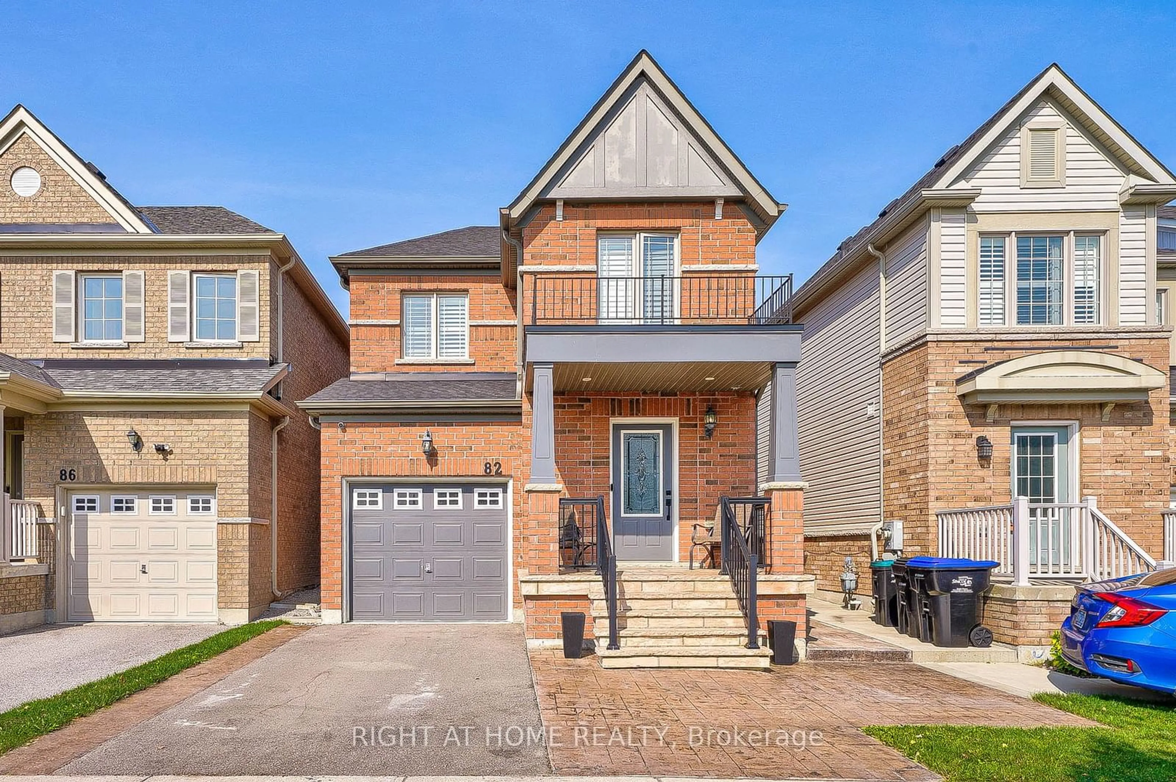 Home with brick exterior material for 82 Orr Dr, Bradford West Gwillimbury Ontario L3Z 0B9