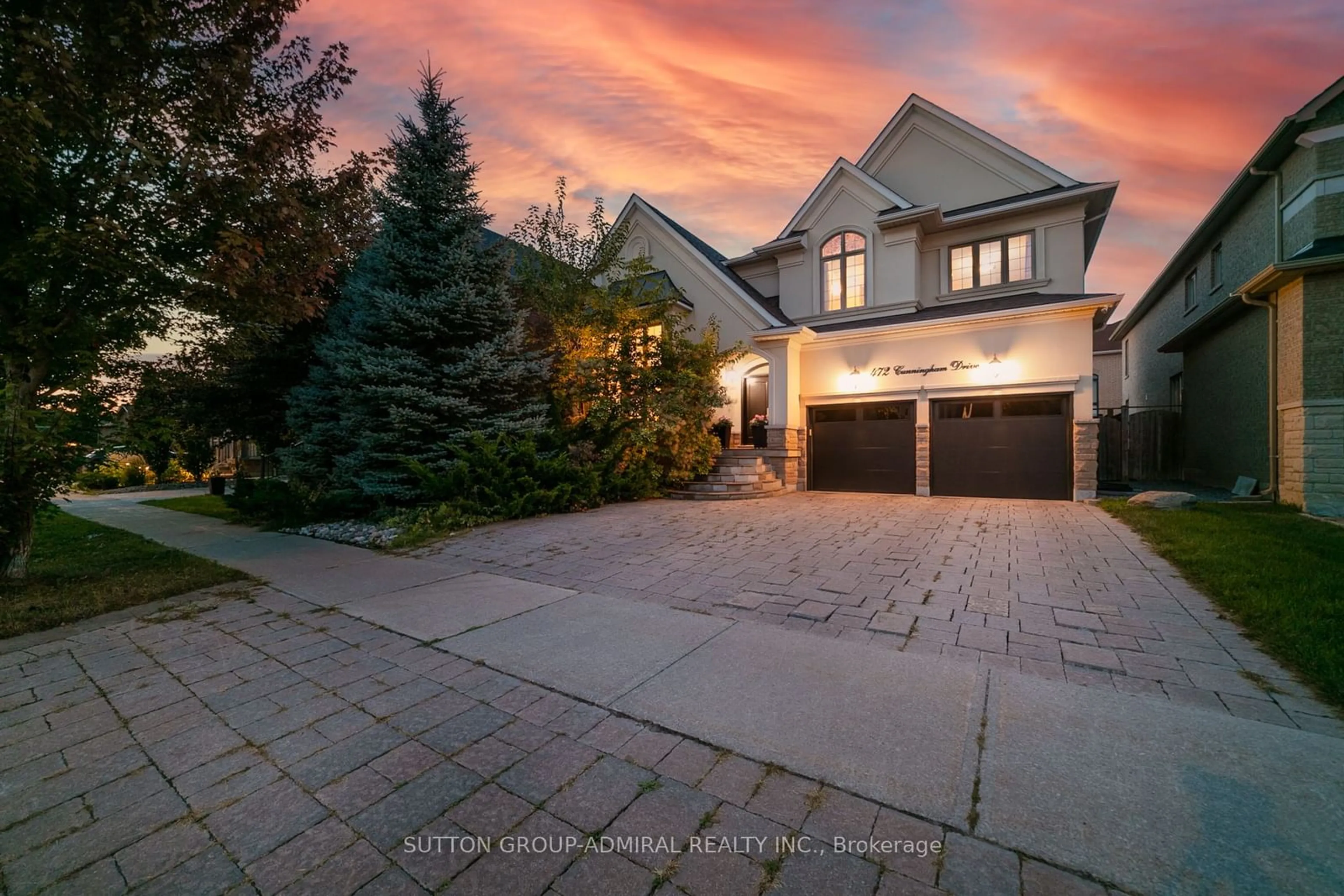 Frontside or backside of a home for 472 Cunningham Dr, Vaughan Ontario L6A 0A8