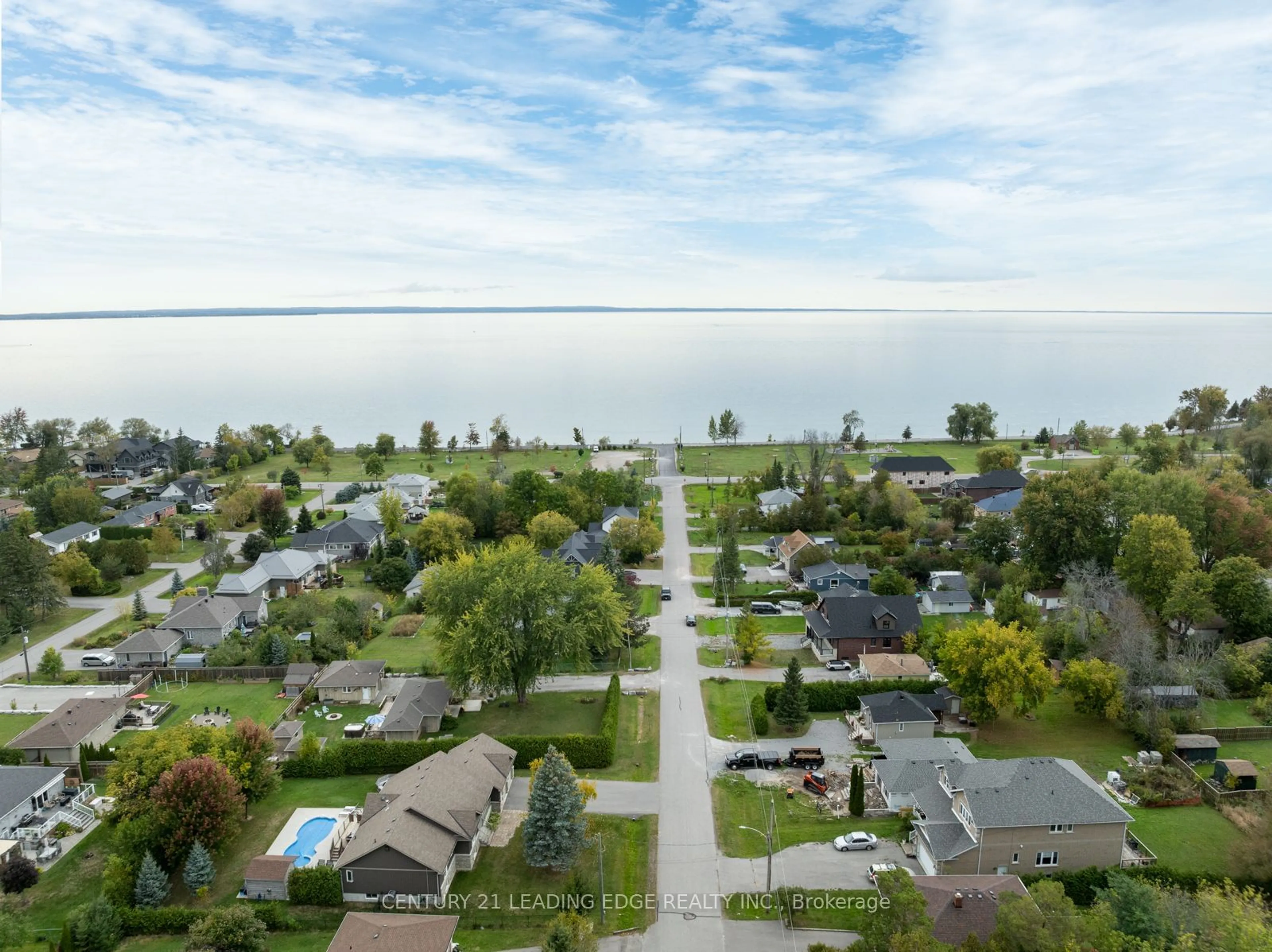 A pic from exterior of the house or condo, lake for 780 Mcneil Rd, Georgina Ontario L0E 1S0