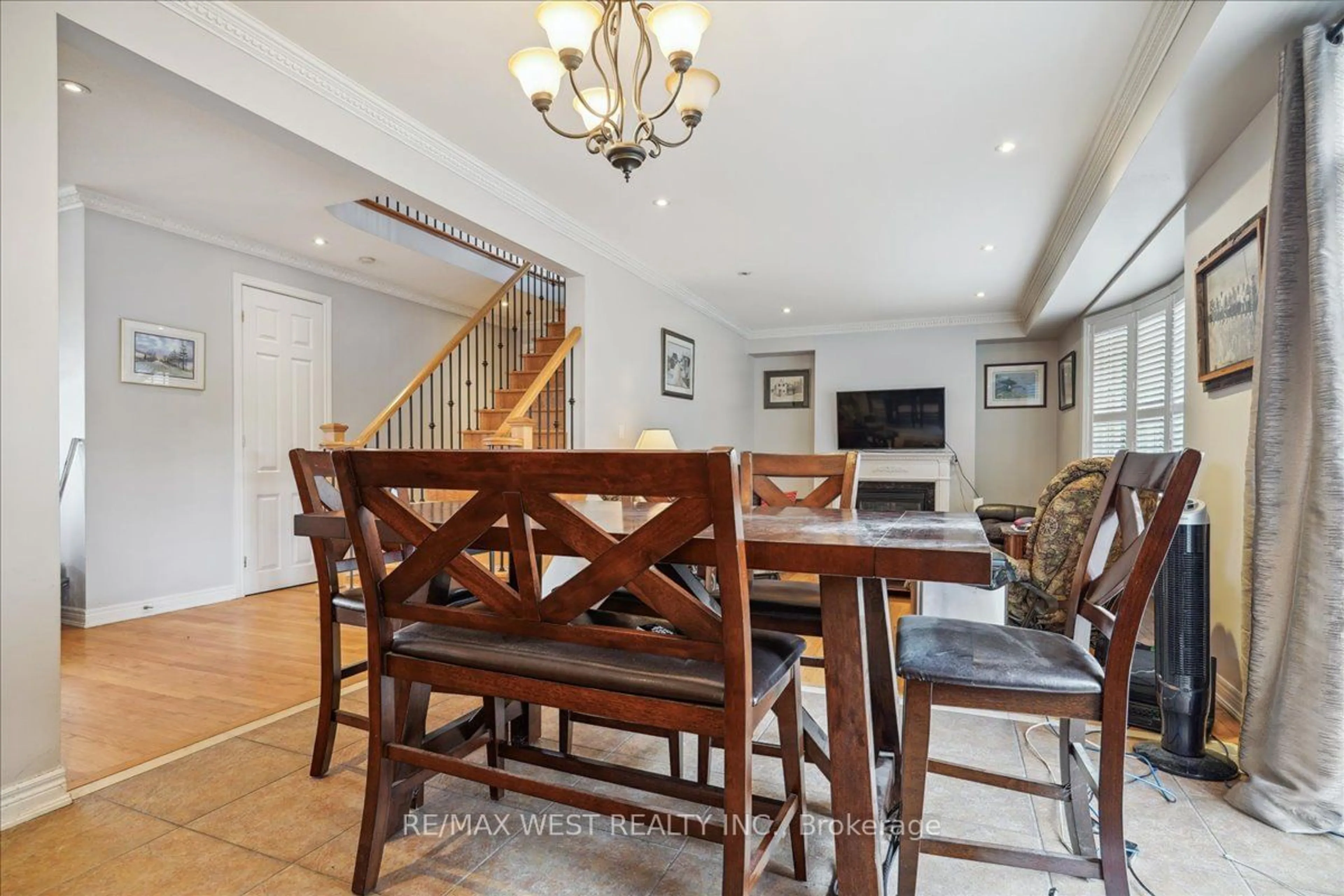 Dining room, unknown for 18 Augustine Ave, Richmond Hill Ontario L4E 4X6