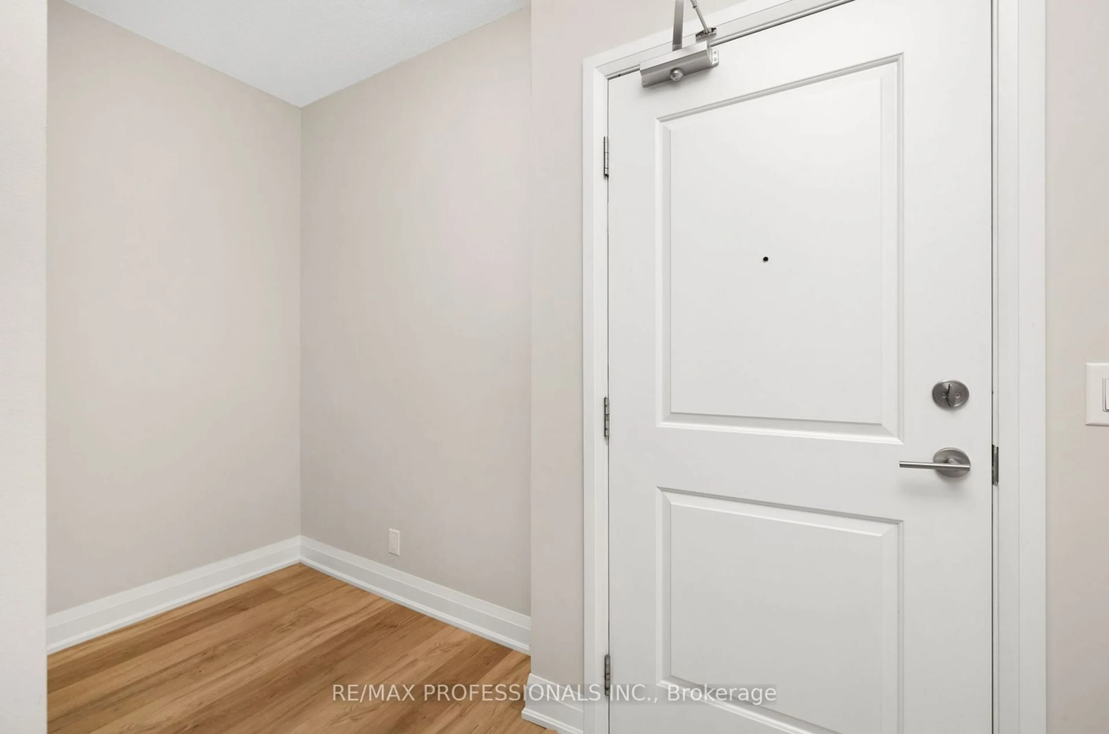 Indoor entryway, not visible floor for 12 Woodstream Blvd #209, Vaughan Ontario L4L 8C3