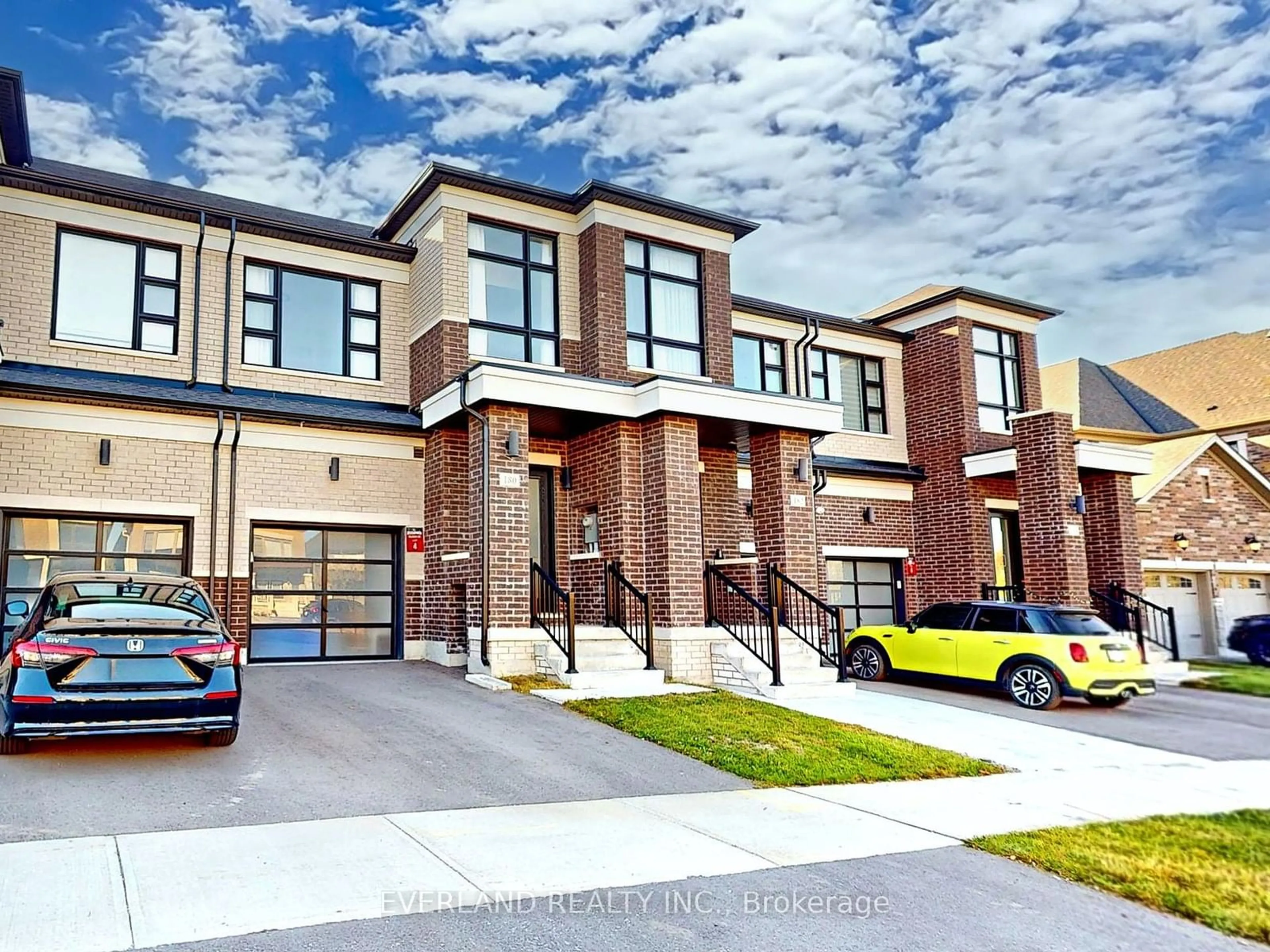 Home with brick exterior material for 180 Bawden Dr, Richmond Hill Ontario L4S 0M2