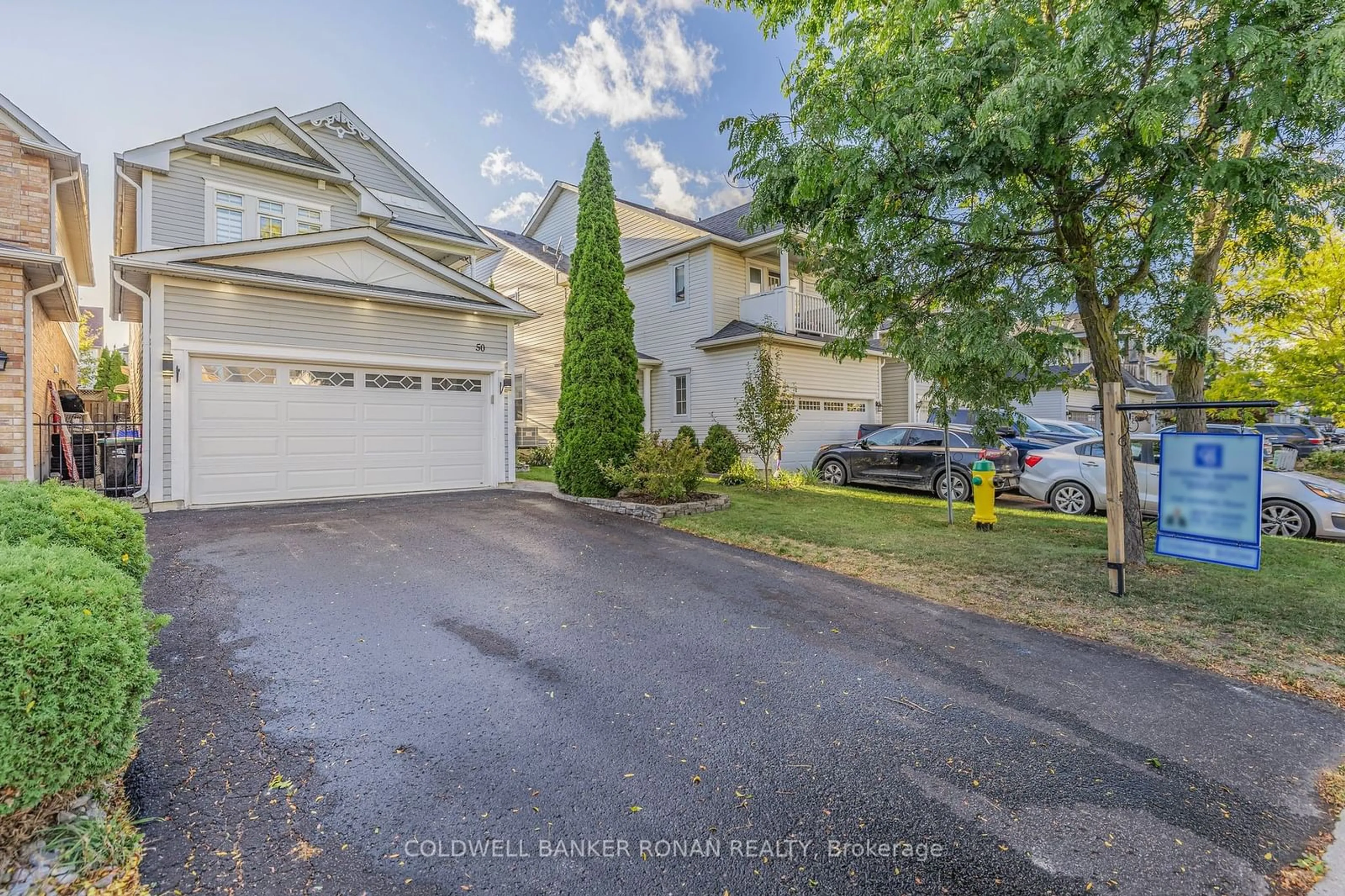 A pic from exterior of the house or condo, the street view for 50 McCurdy Dr, New Tecumseth Ontario L0G 1W0