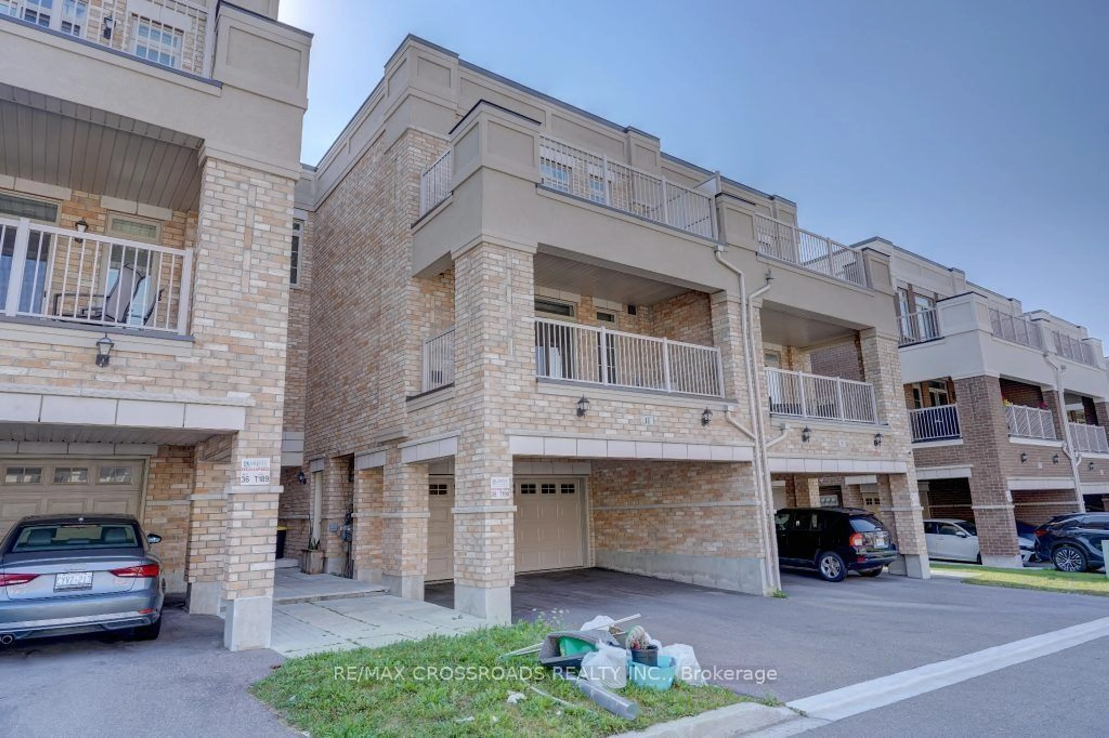 A pic from exterior of the house or condo, the street view for 11 Luzon Ave, Markham Ontario L6B 1N6