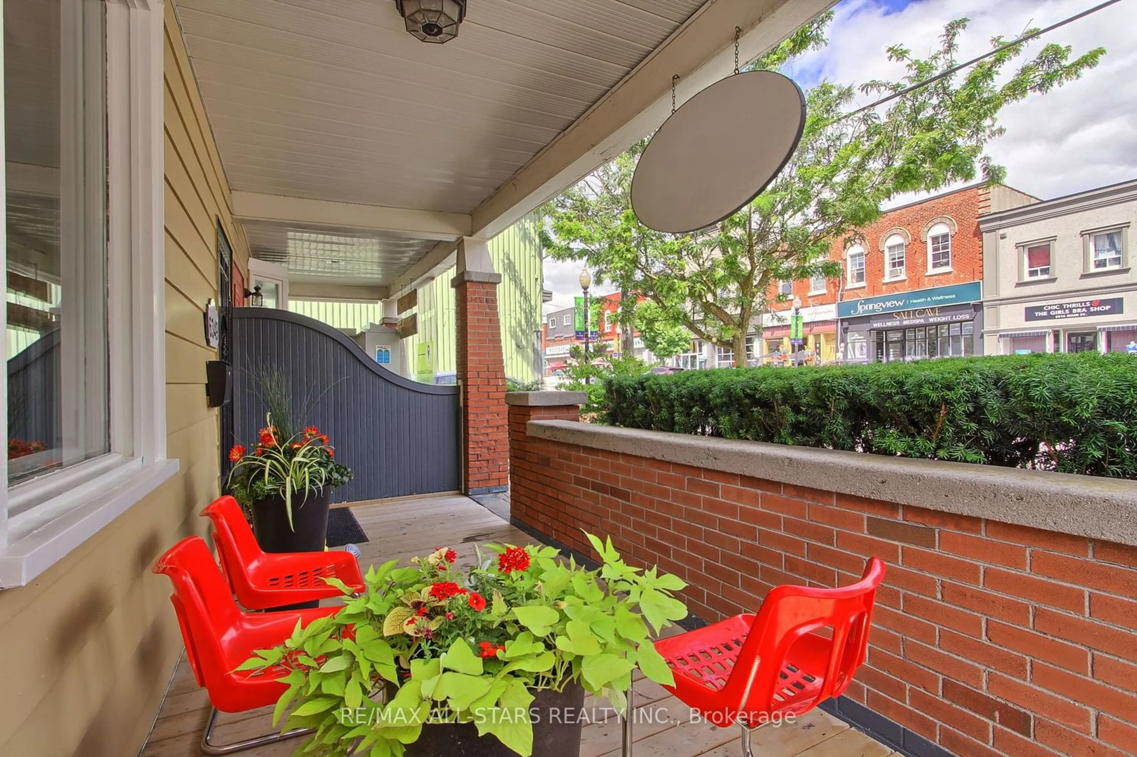 Patio, the street view for 6349 Main St, Whitchurch-Stouffville Ontario L4A 1G5