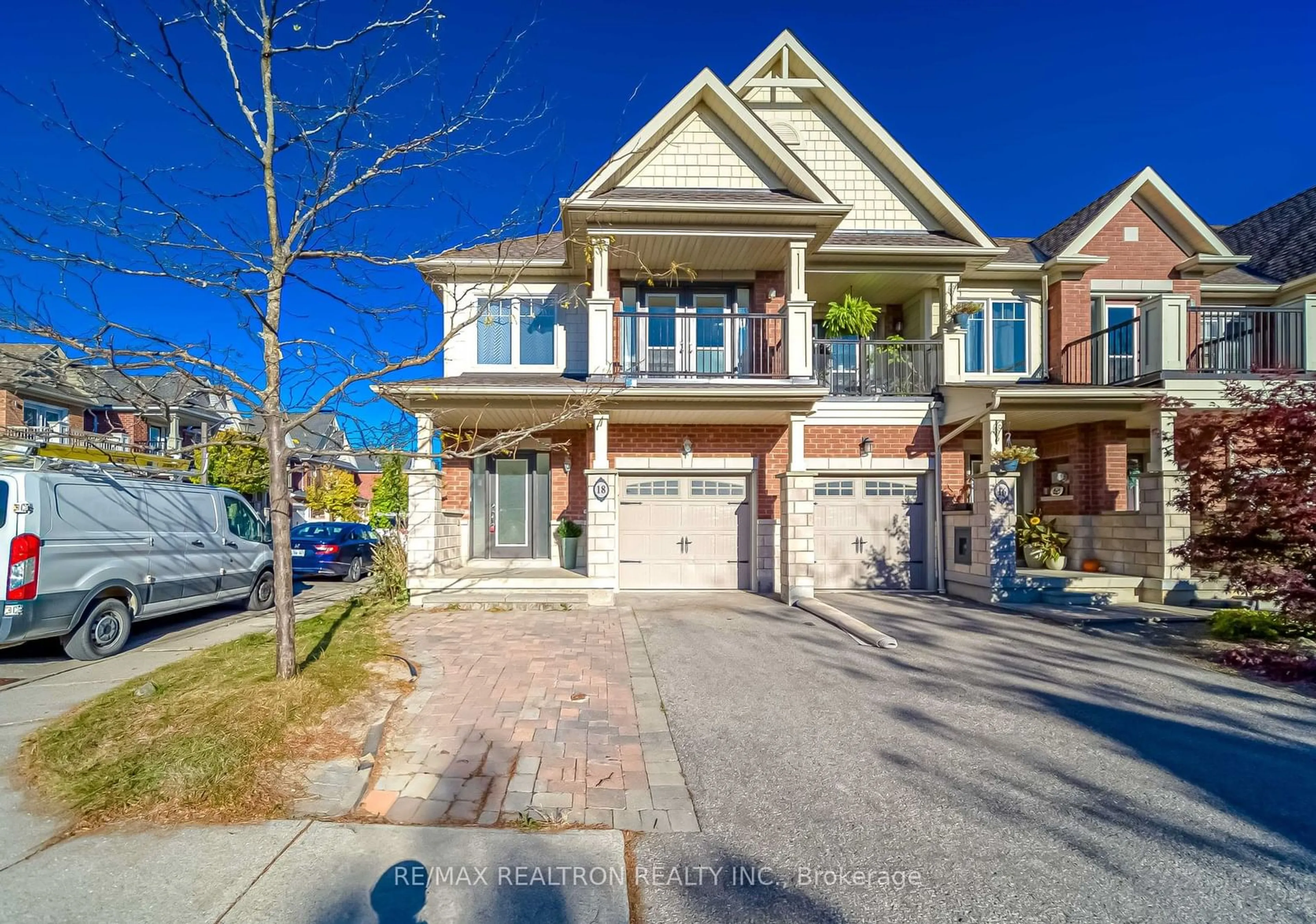 A pic from exterior of the house or condo, the street view for 18 All Points Dr, Whitchurch-Stouffville Ontario L4A 0W5