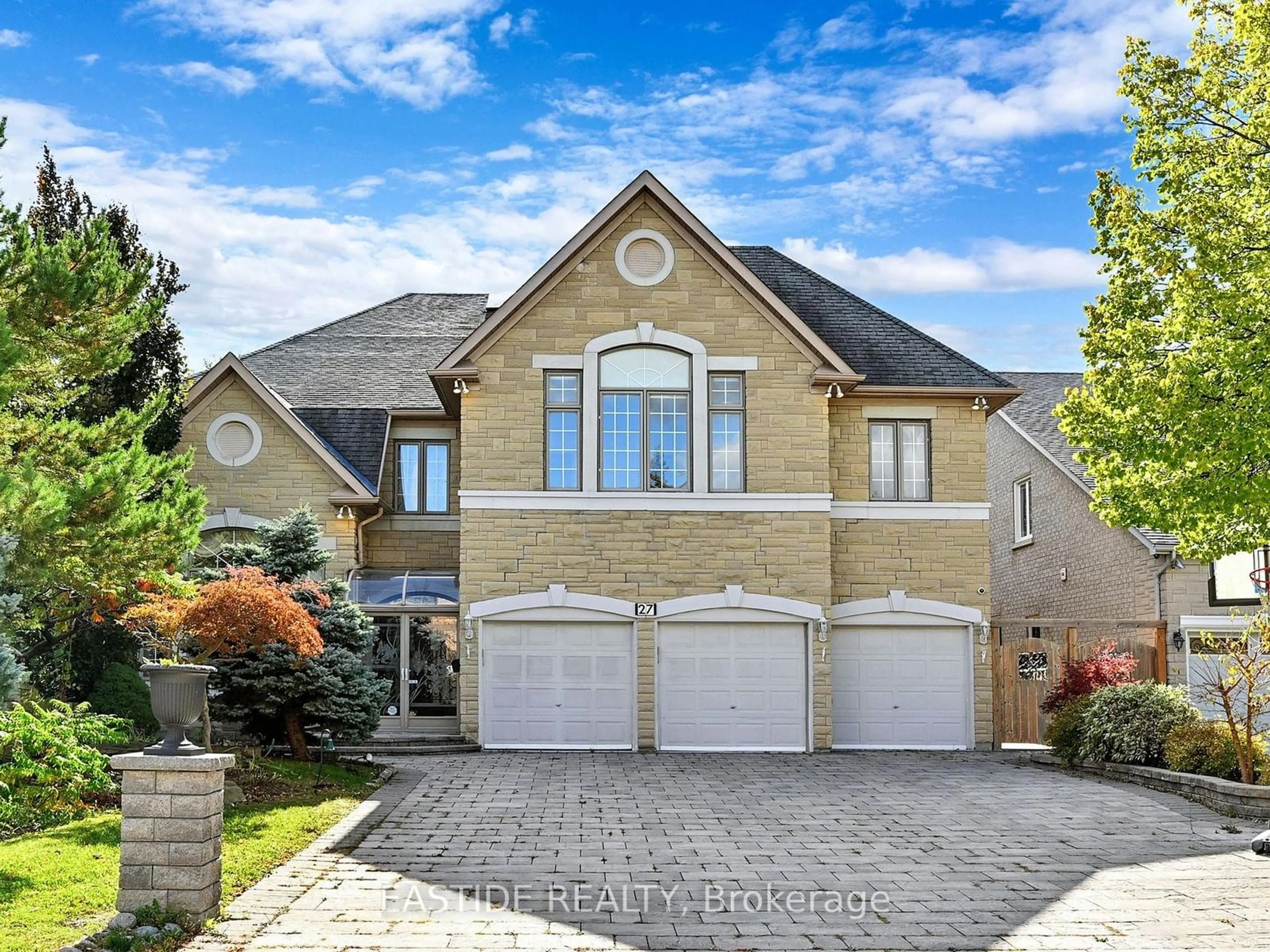 Home with brick exterior material for 27 Brimwood Cres, Richmond Hill Ontario L4B 4B6