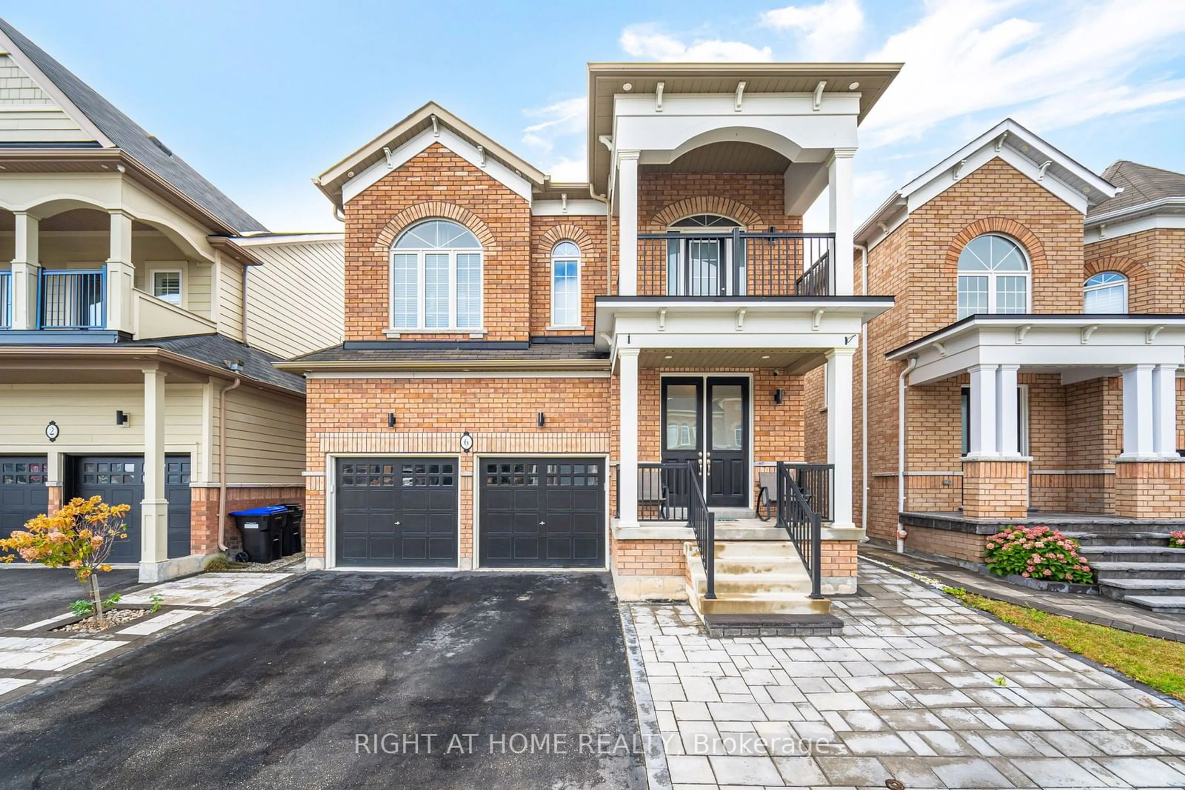 Home with brick exterior material for 6 Leith Dr, Bradford West Gwillimbury Ontario L3Z 0G5