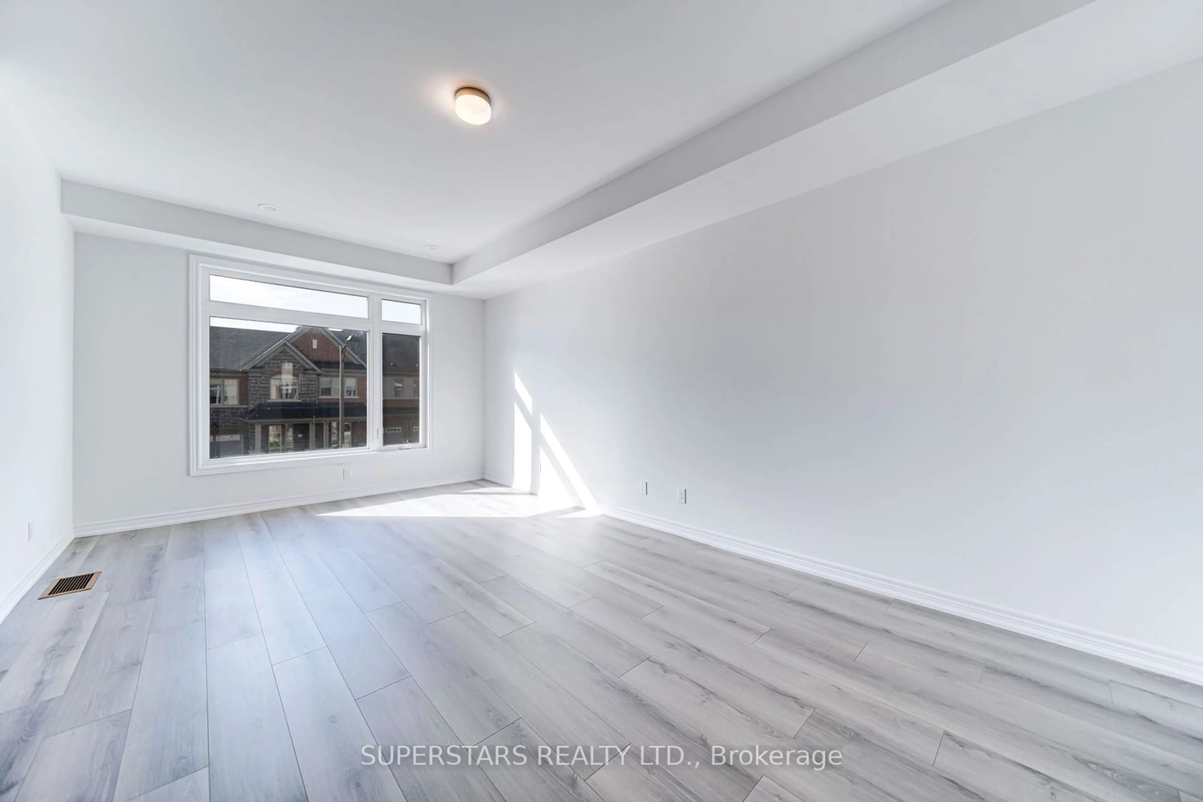 A pic of a room, wood floors for 152 Lageer Dr, Whitchurch-Stouffville Ontario L4A 5G2