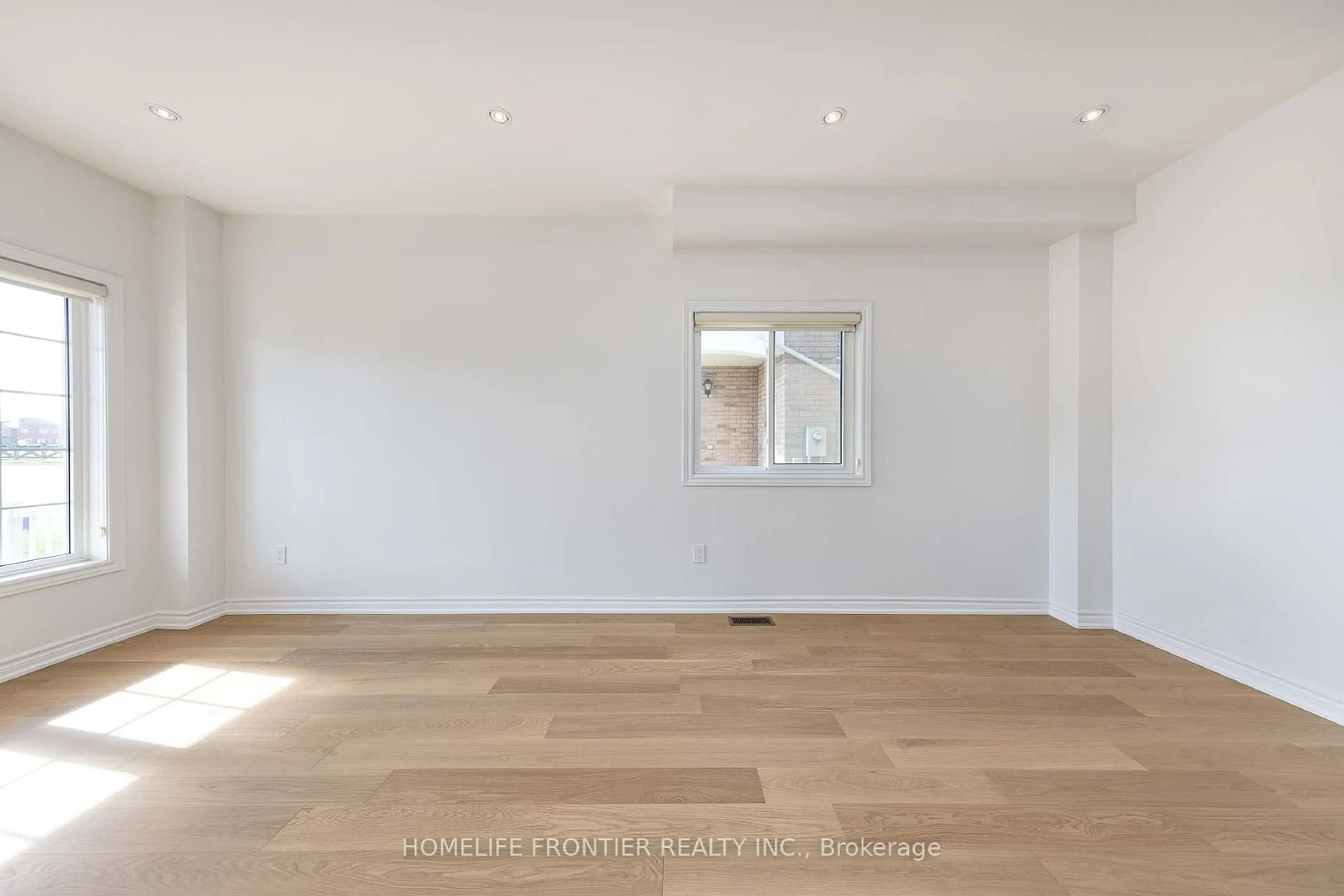 A pic of a room, wood floors for 139 Maroon Dr, Richmond Hill Ontario L4E 5B7