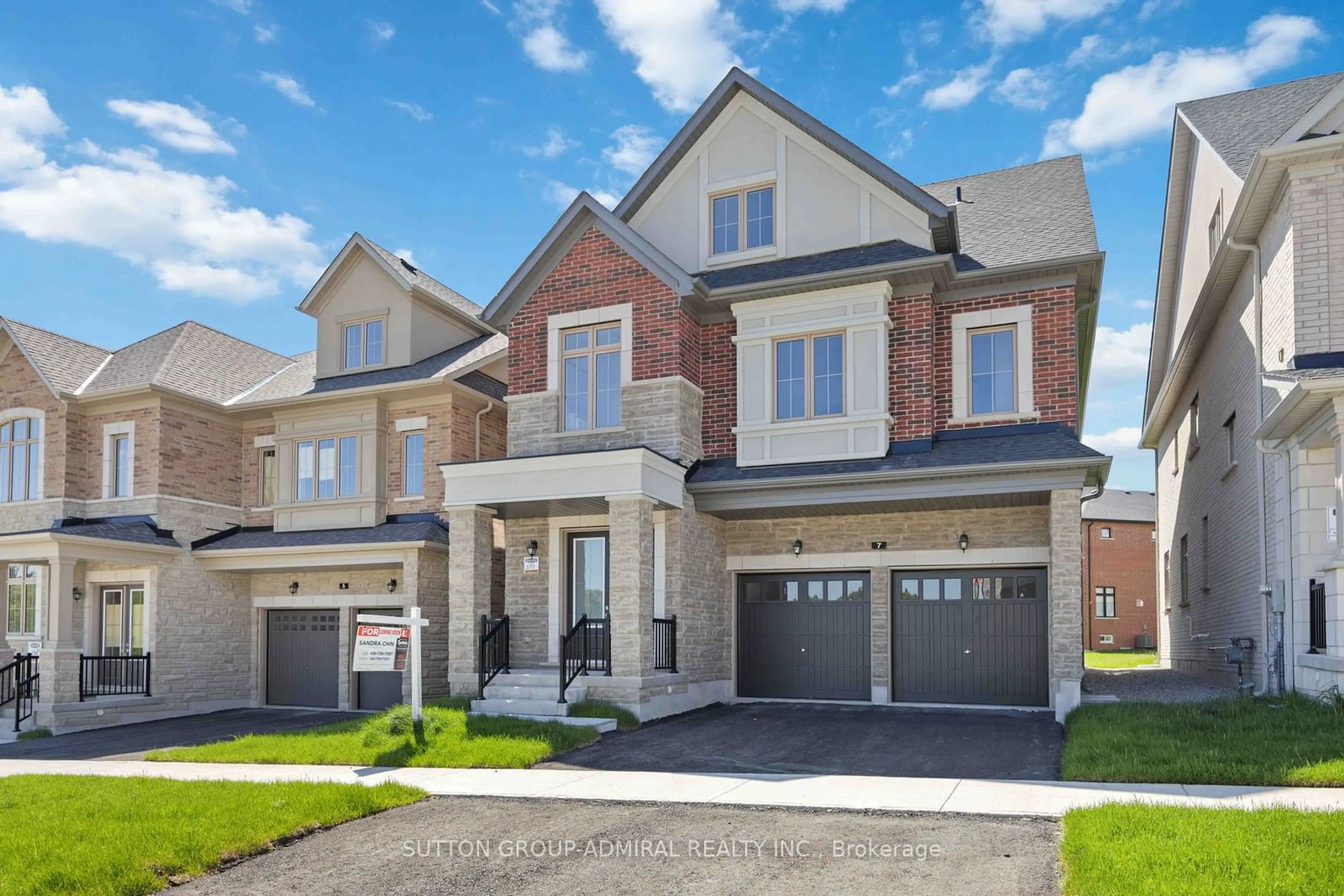 Home with brick exterior material for 7 William Logan Dr, Richmond Hill Ontario L4E 1A2