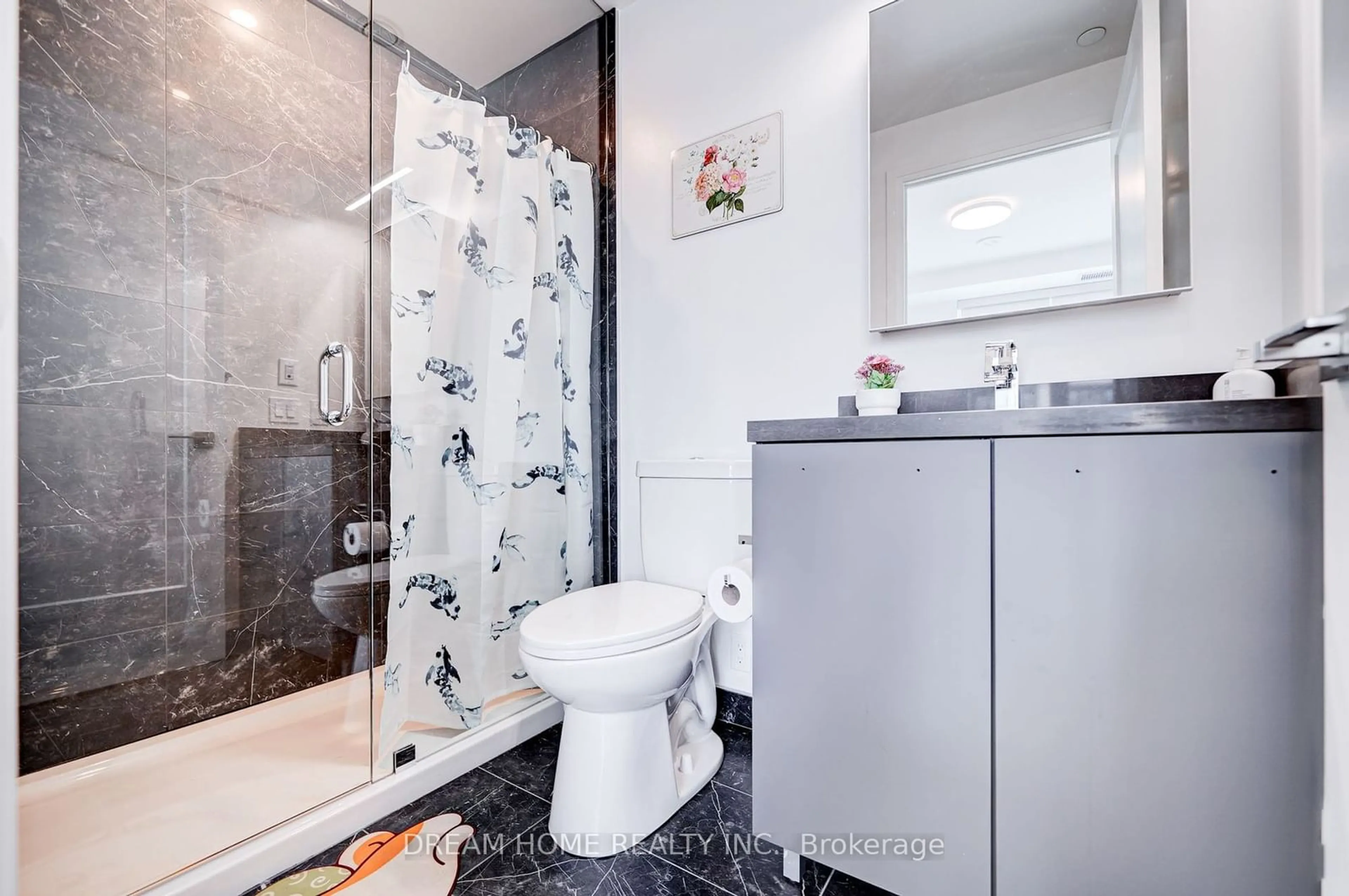 Bathroom for 38 Gandhi Lane #208, Markham Ontario L3T 0G9