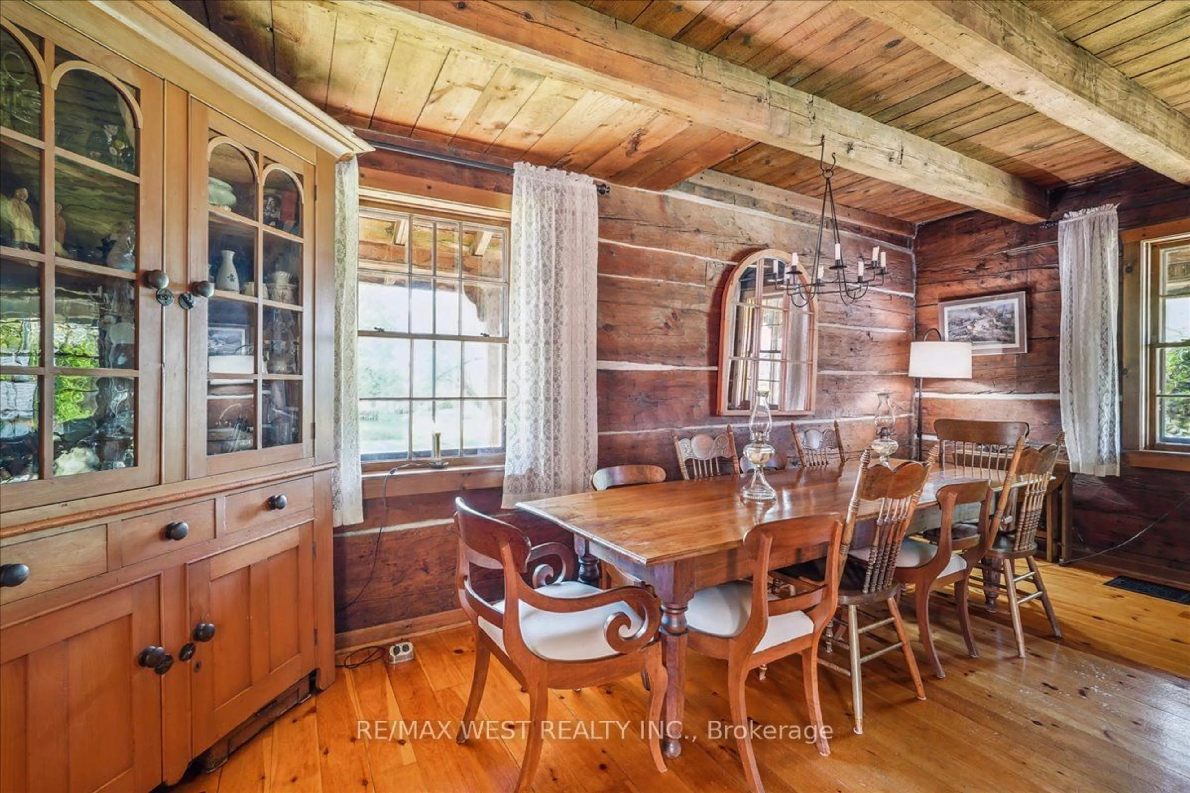 Dining room, wood floors, cottage for 219 Bayshore Rd, Innisfil Ontario L0L 1K0