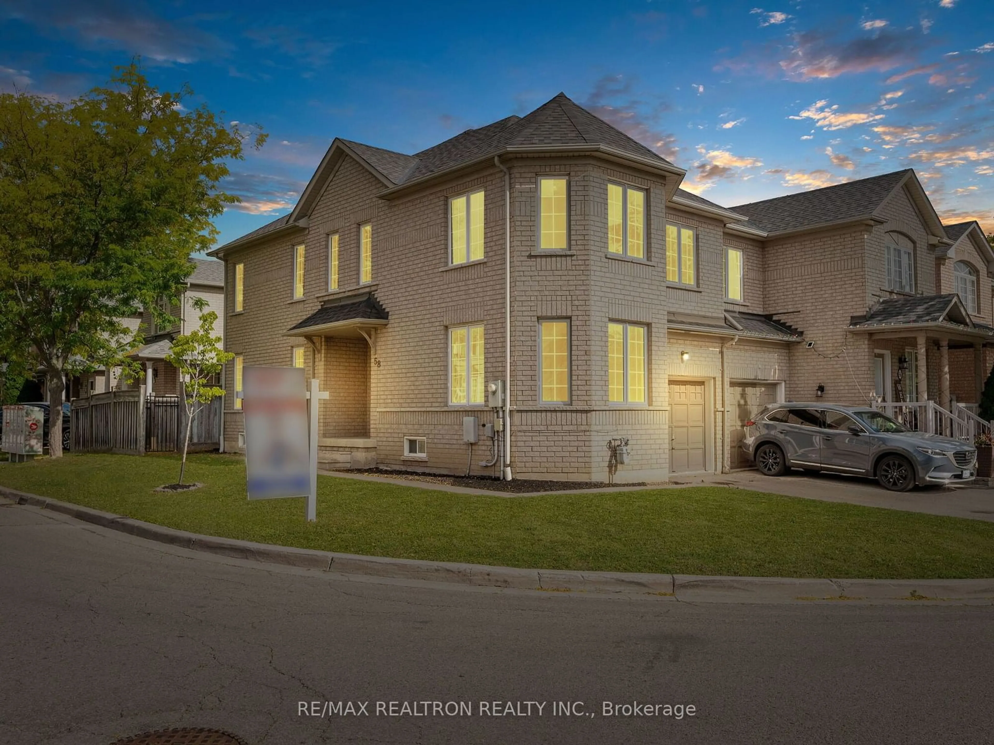 Frontside or backside of a home, the street view for 58 Comoq Ave, Vaughan Ontario L4H 2A8