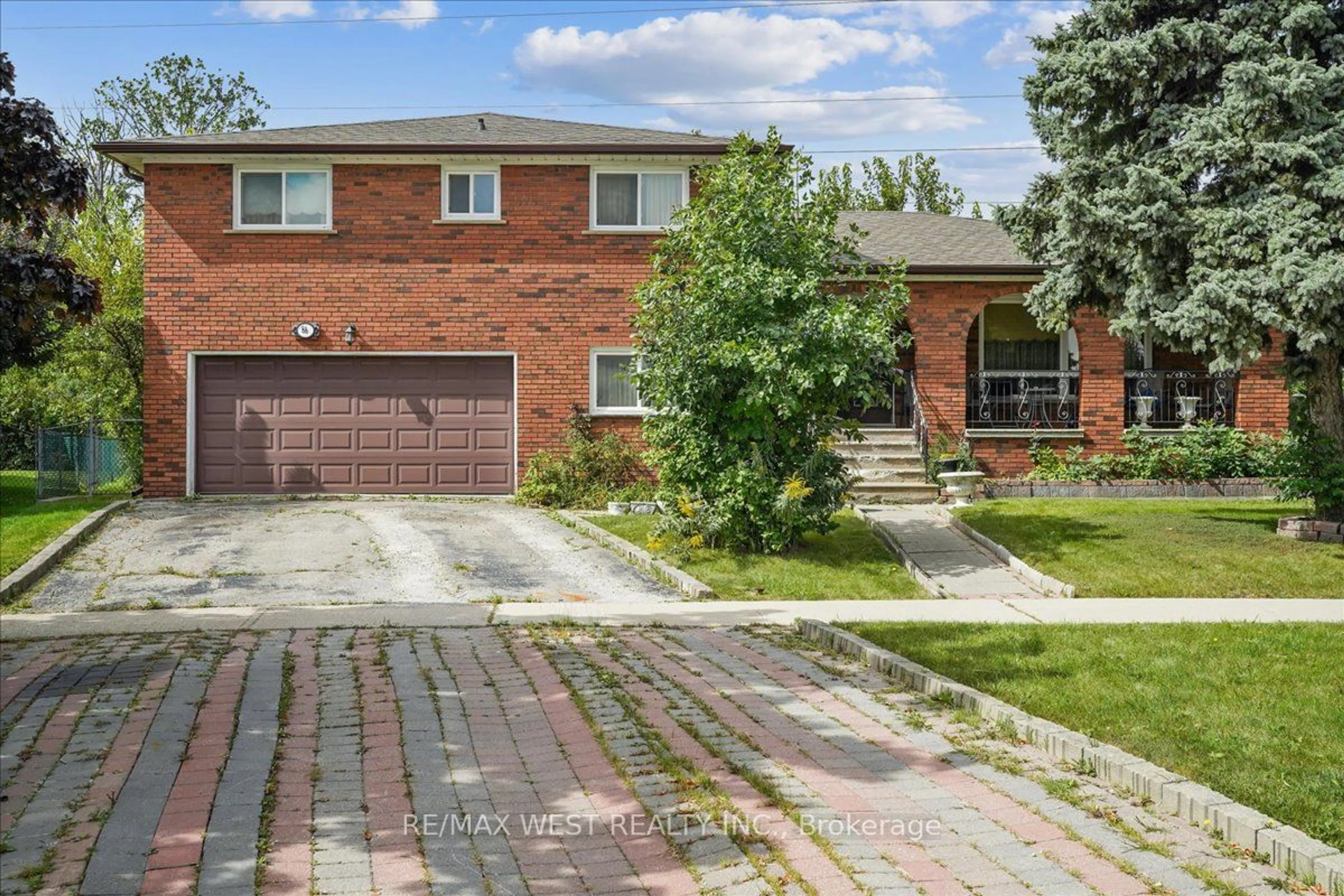 Home with brick exterior material for 88 Arran Cres, Vaughan Ontario L4L 1G6