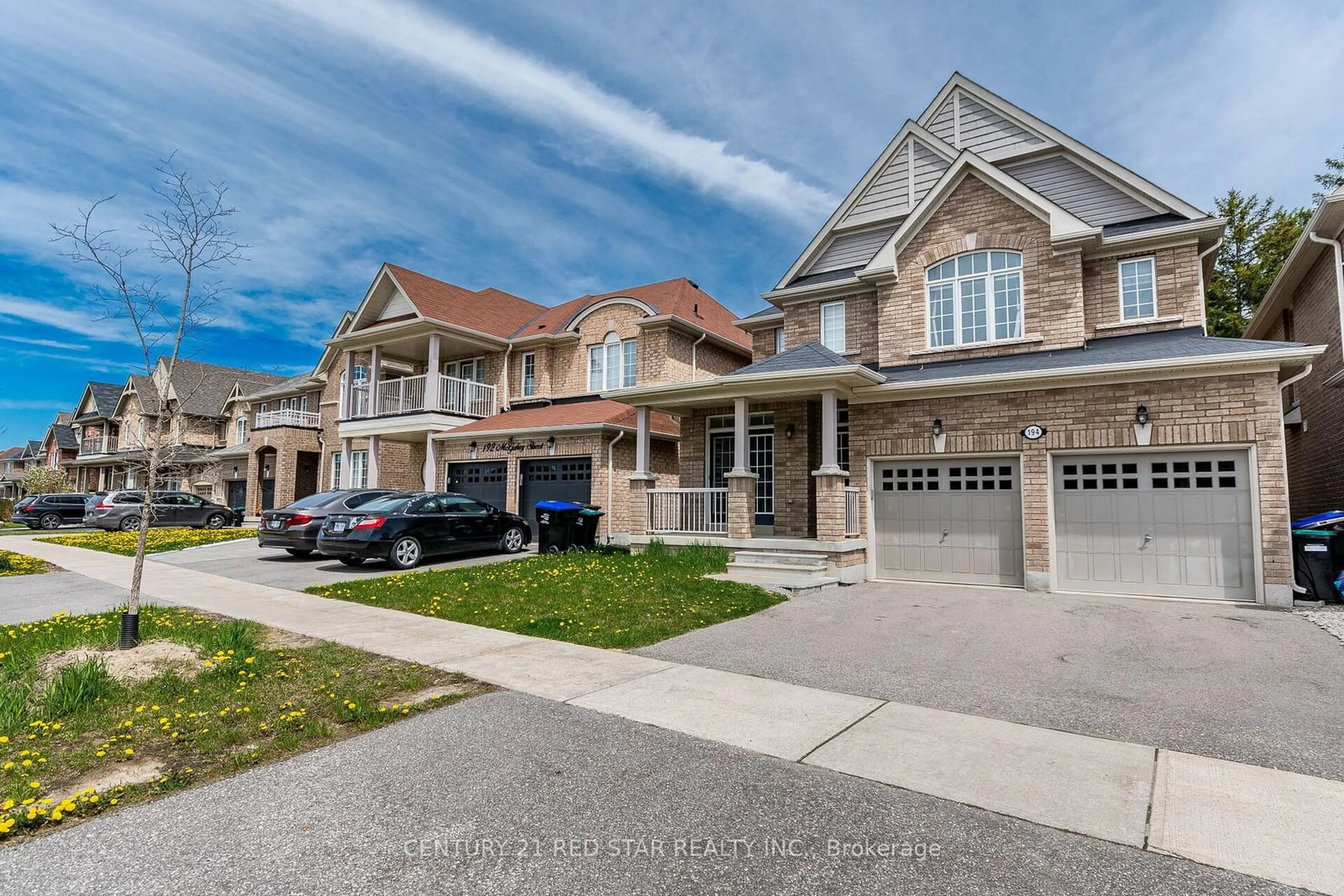 A pic from exterior of the house or condo, the street view for 194 Mcgahey St, New Tecumseth Ontario L0G 1W0