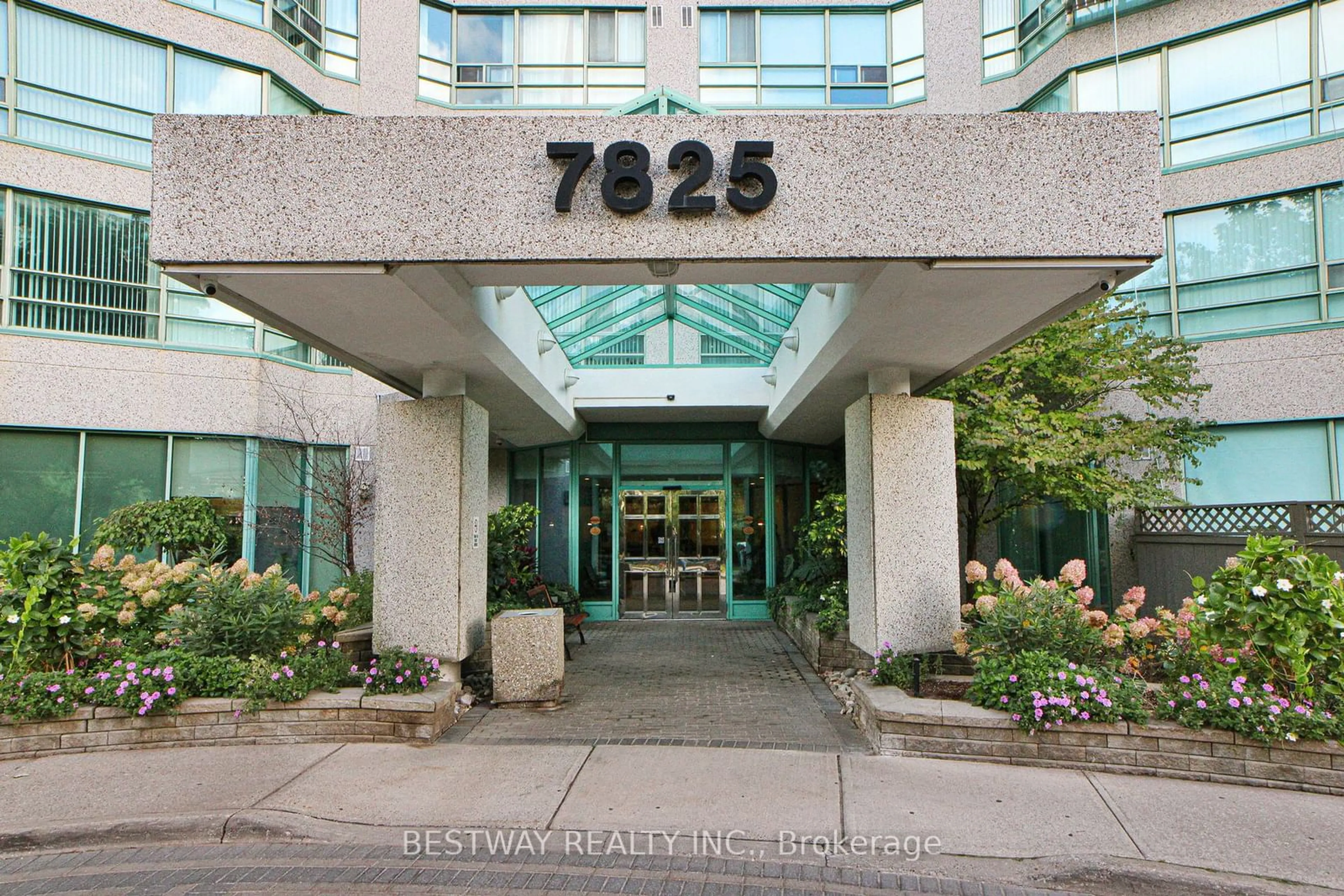 Indoor foyer for 7825 Bayview Ave #807, Markham Ontario L3T 7N2