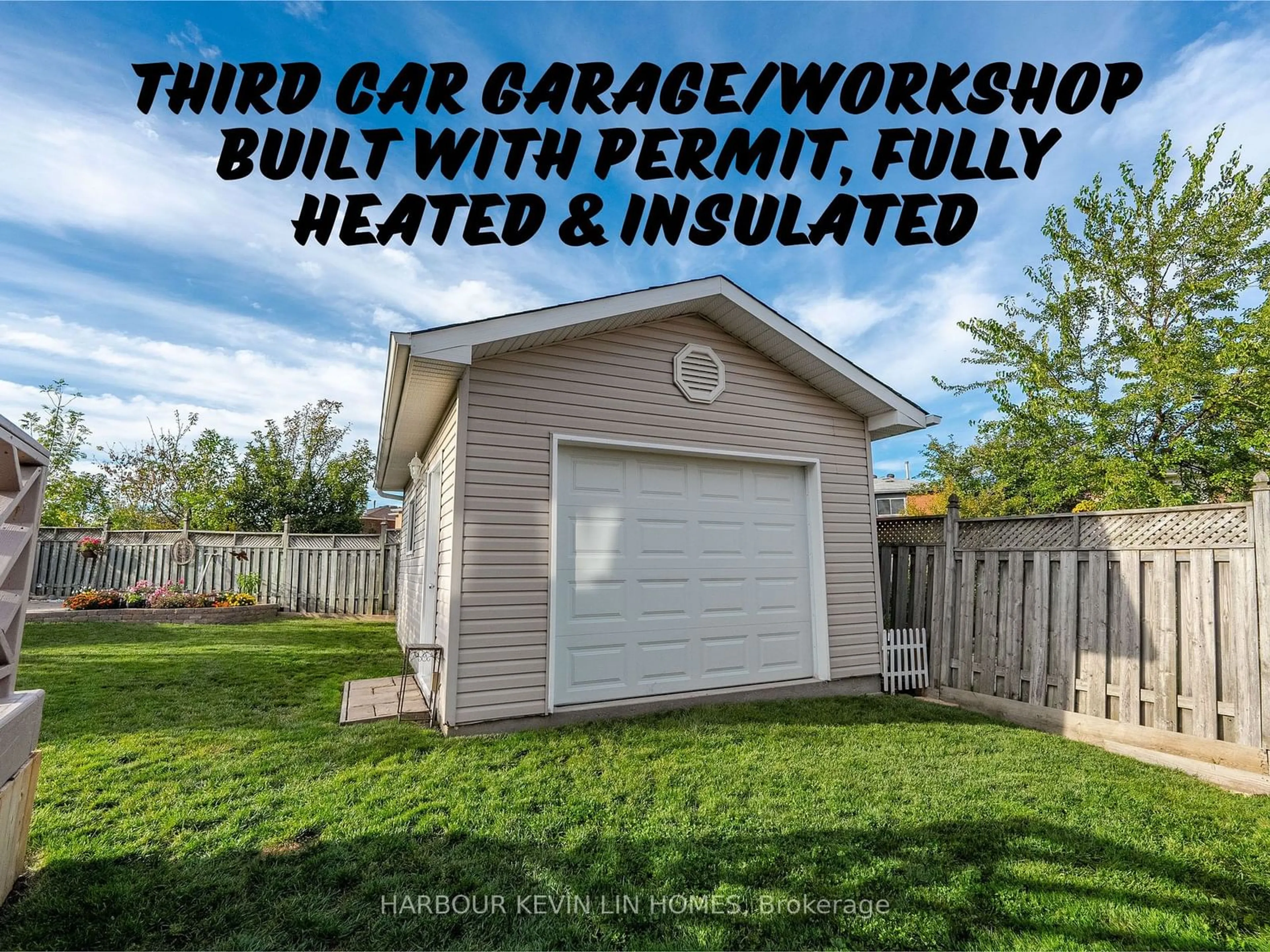 Indoor garage for 40 Mandel Cres, Richmond Hill Ontario L4C 9Z1