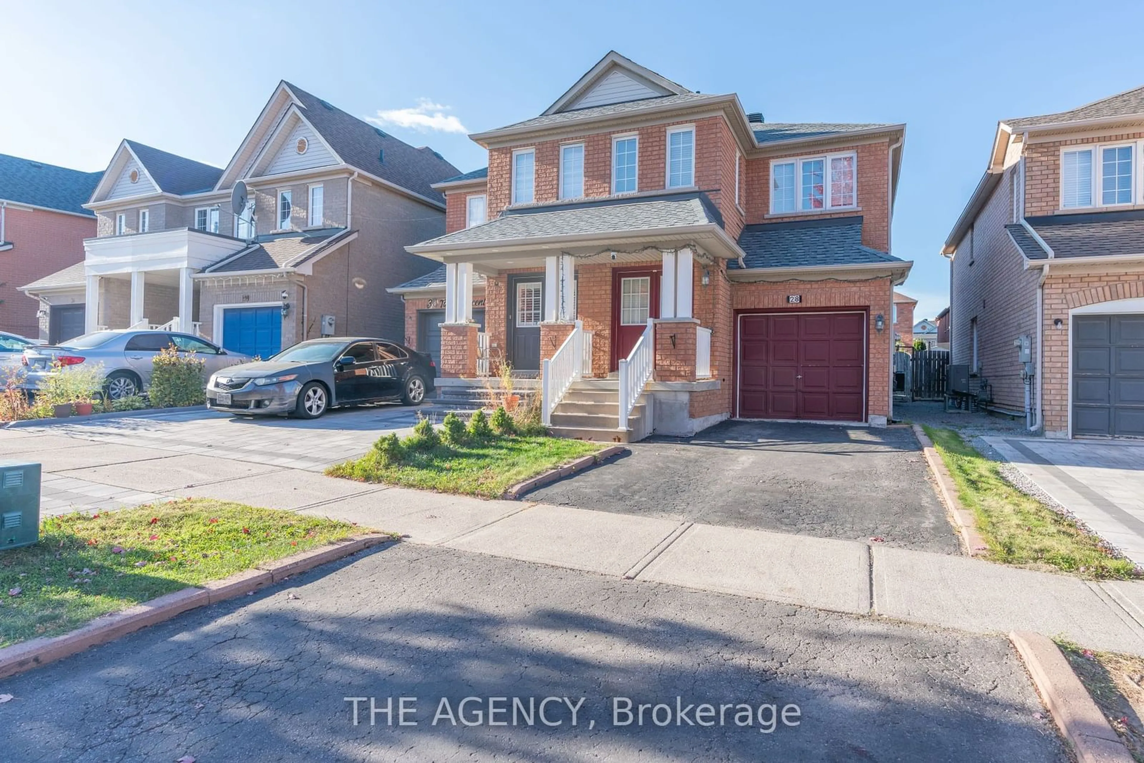 Frontside or backside of a home, the street view for 28 Tara Cres, Markham Ontario L3S 4S7