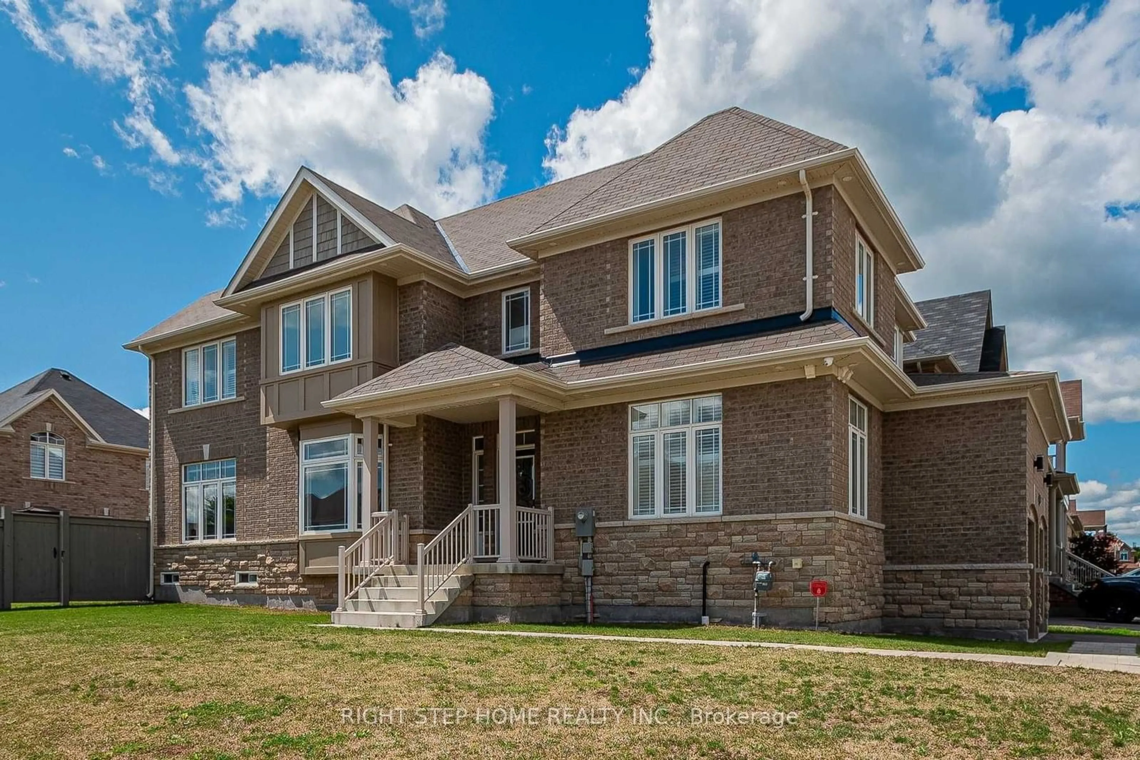 Home with brick exterior material for 29 Watson Dr, New Tecumseth Ontario L0G 1W0