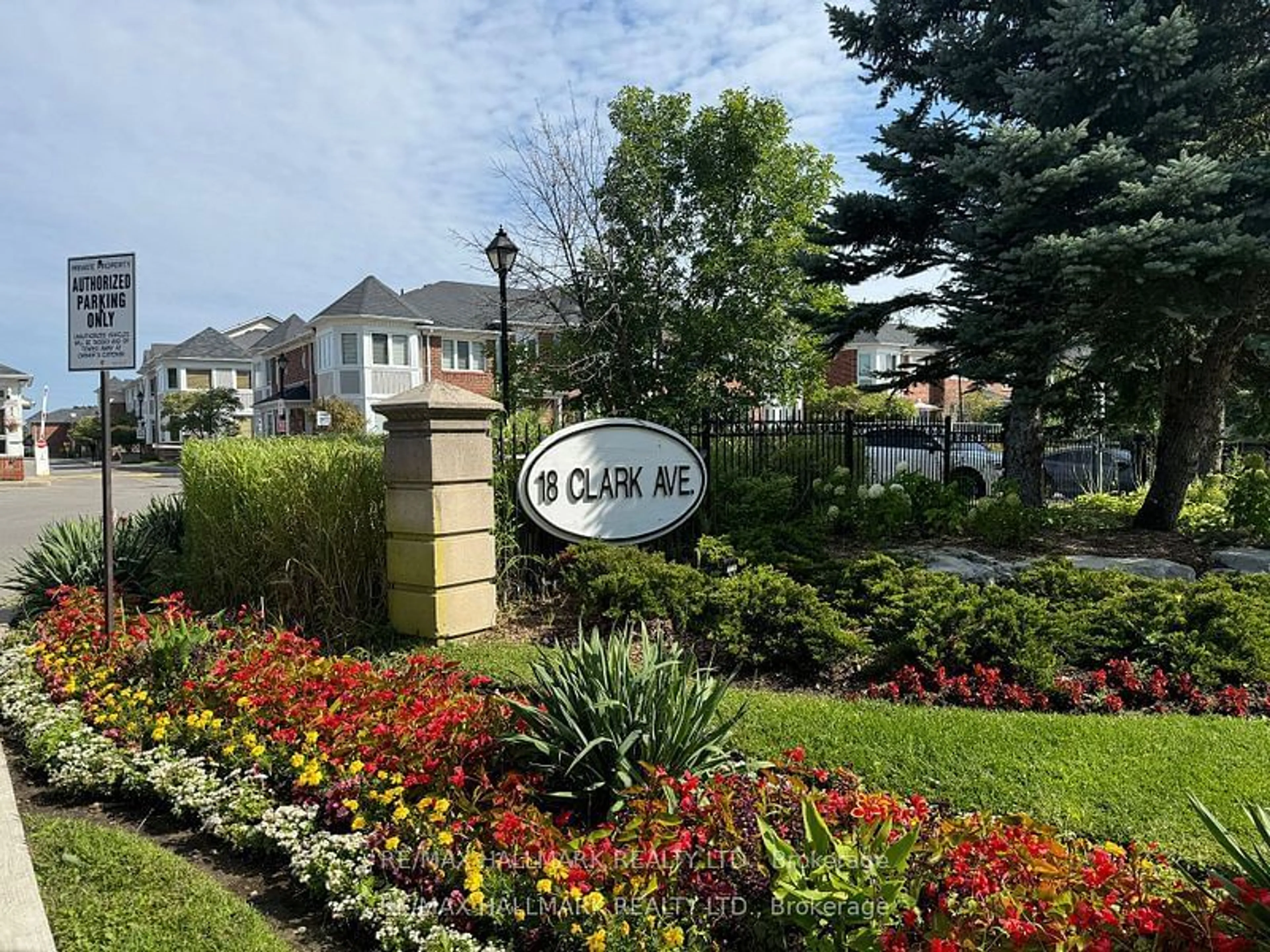 A pic from exterior of the house or condo, cottage for 18 Clark Ave #116, Vaughan Ontario L4J 8H1