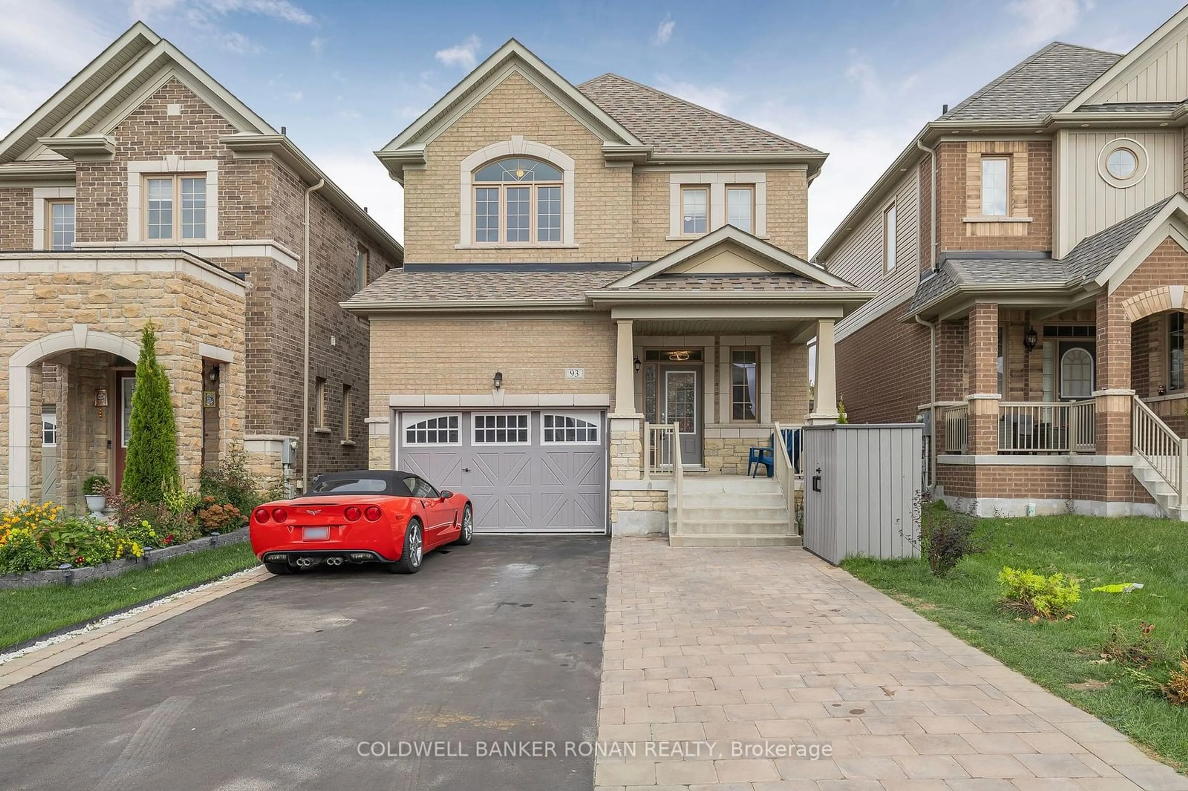 Frontside or backside of a home, the street view for 93 Sutcliffe Way, New Tecumseth Ontario L9R 0N9